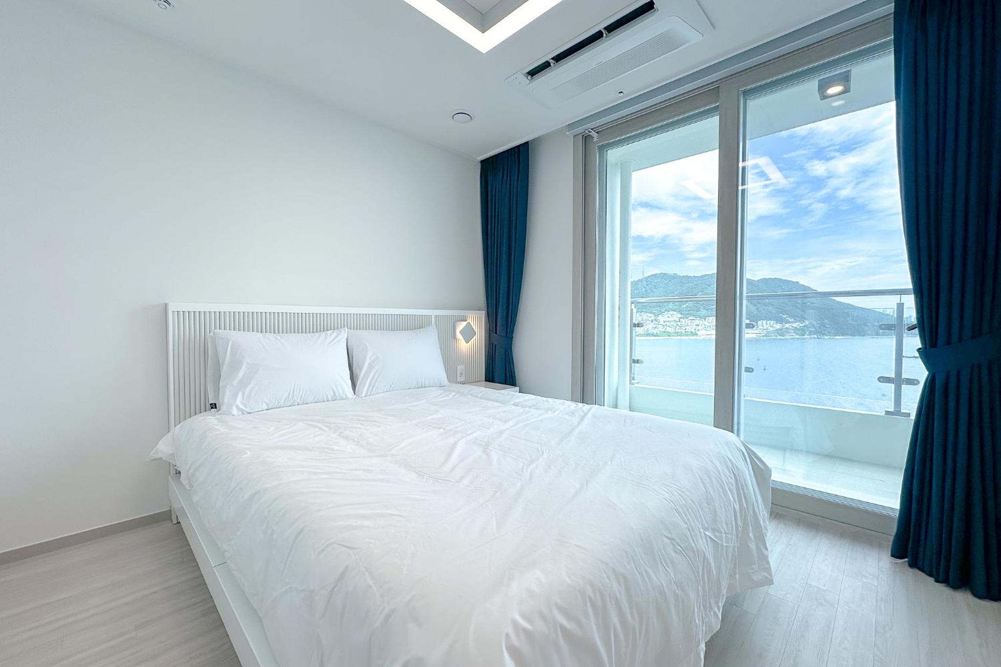 Double Room - Photo 19