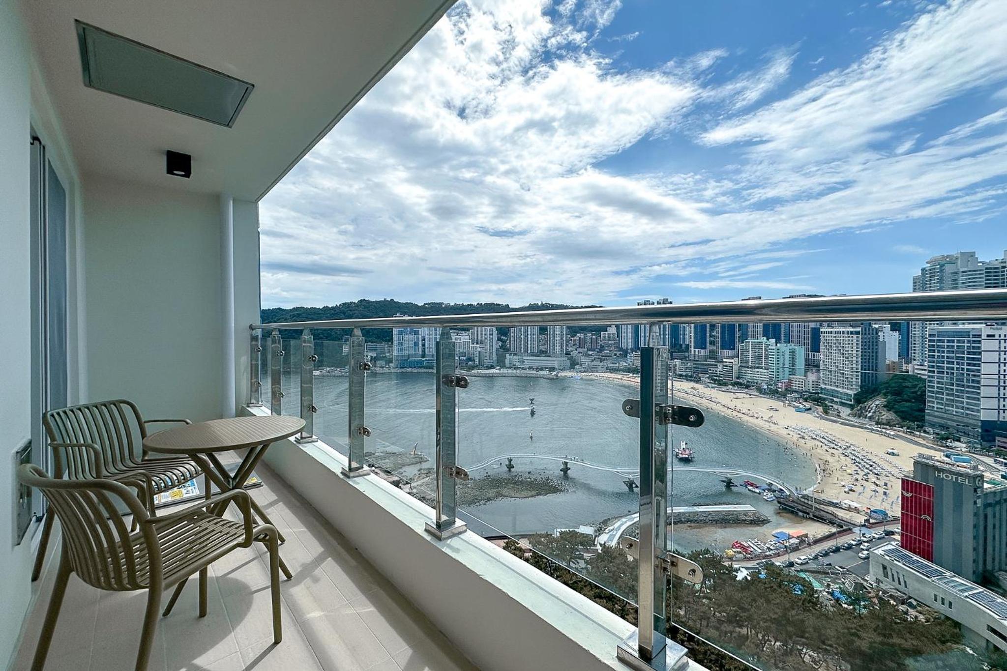 Double Room - Photo 9