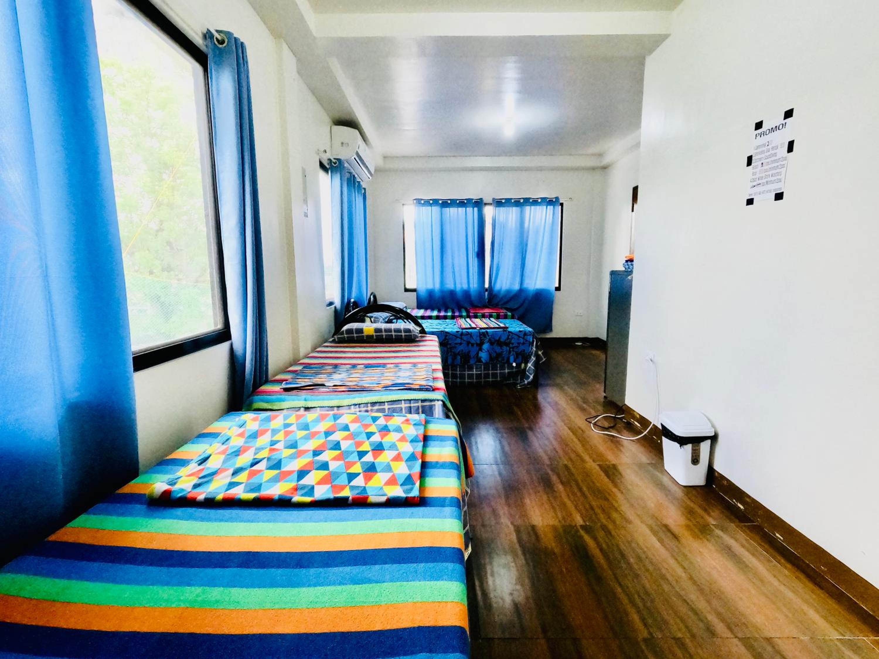 Triple Room with Private Bathroom photo 1