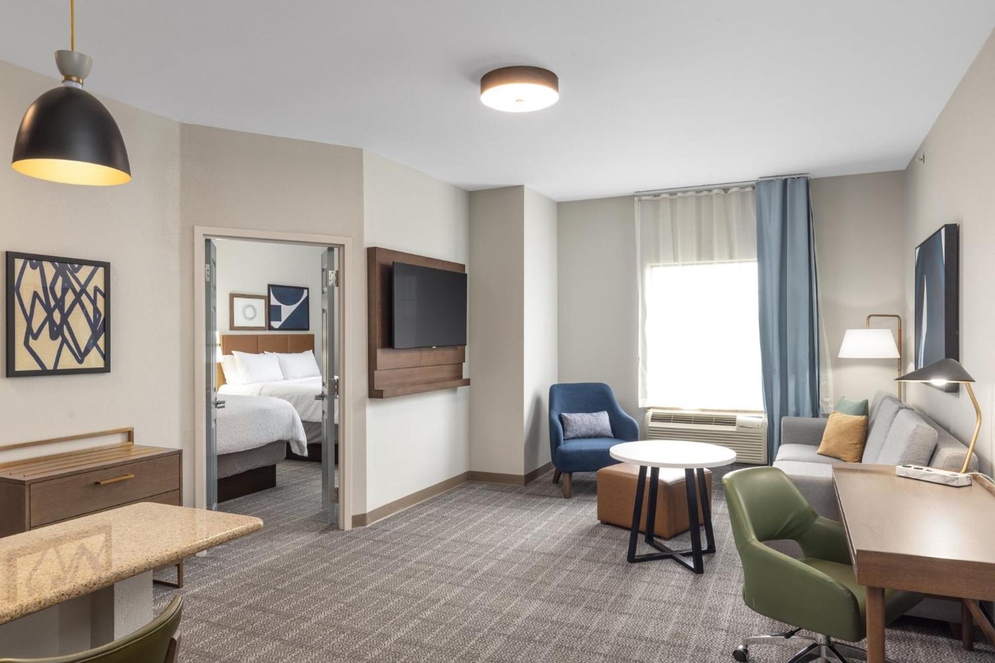 Suite with Two Double Beds - Non-Smoking - Photo 2