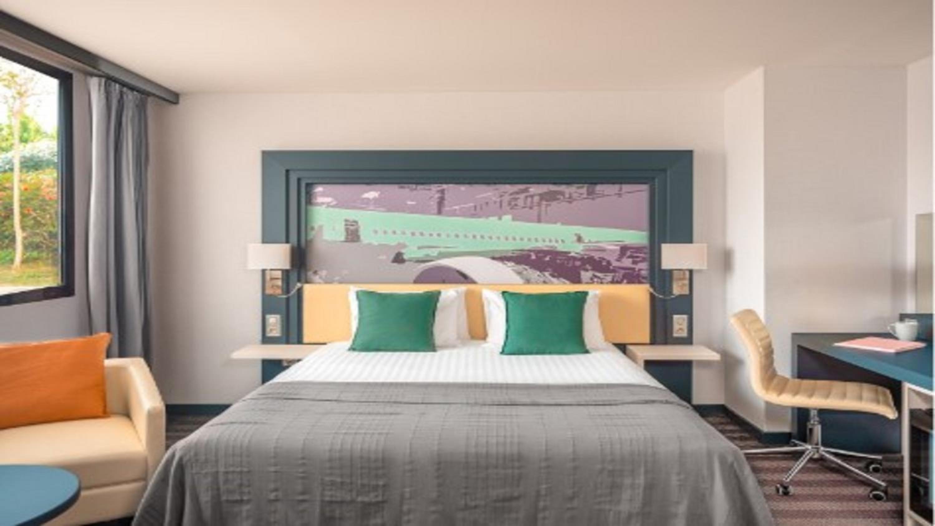 Premium Queen Room