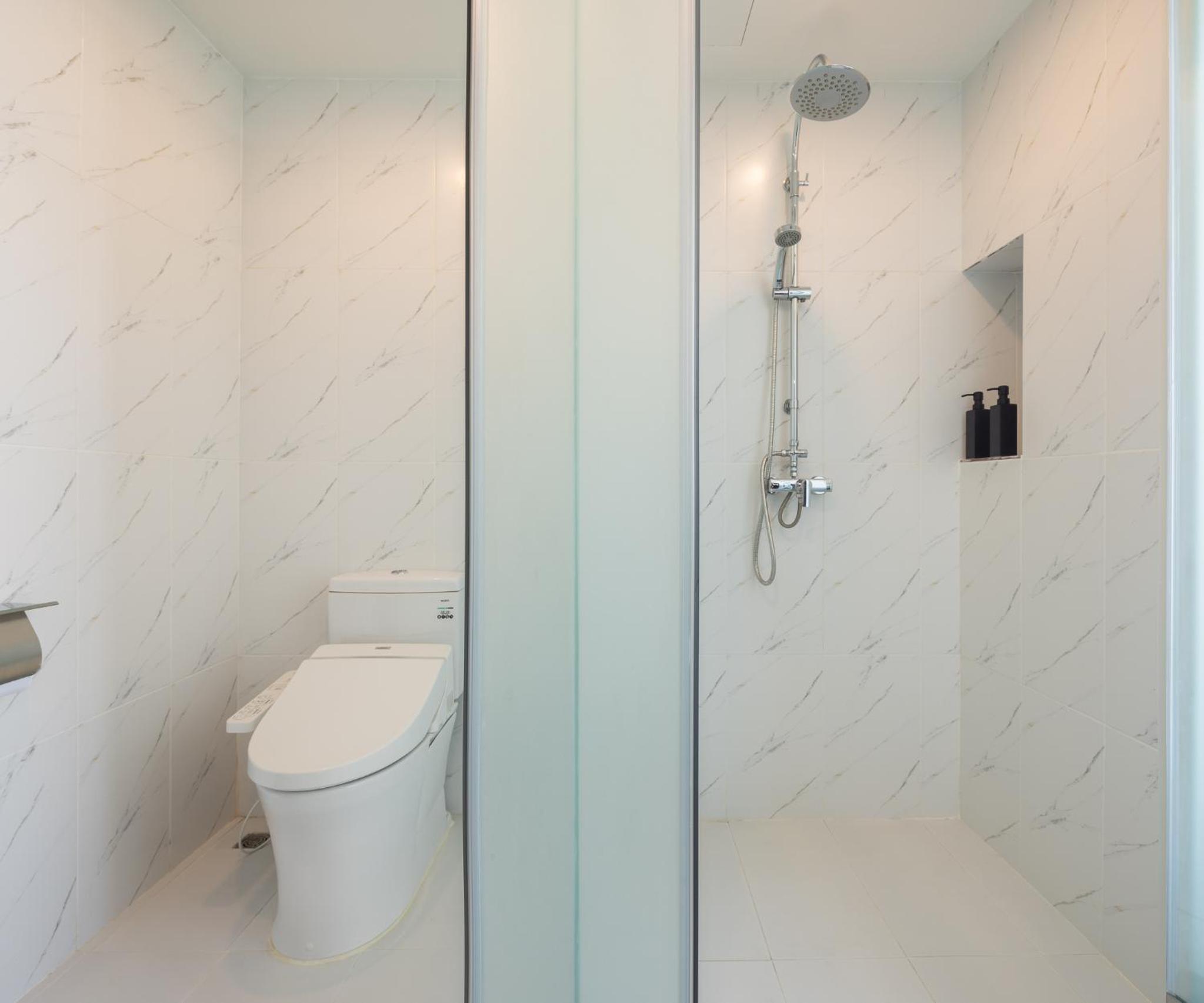 Family Room with Bath photo 3