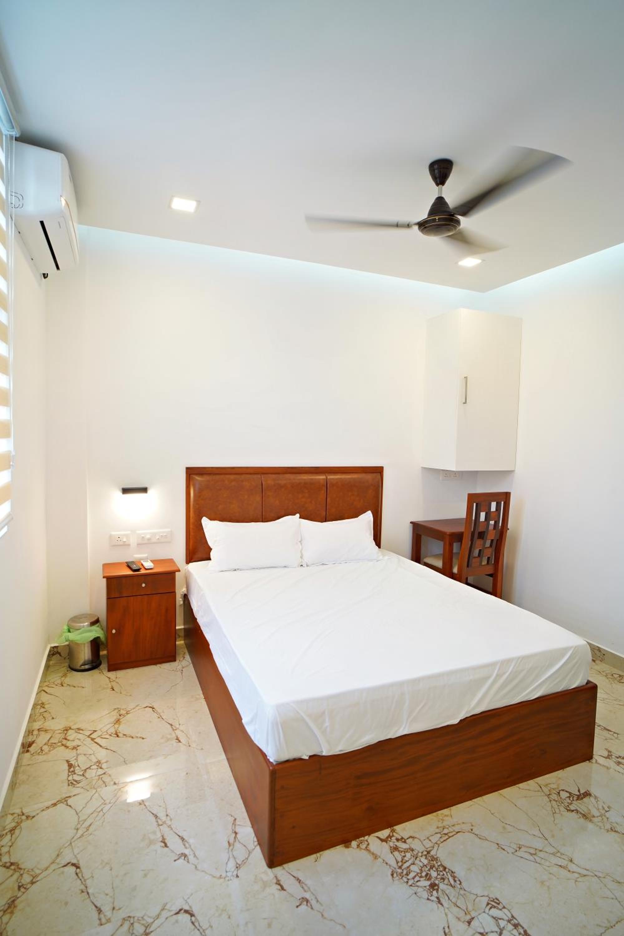 Deluxe Double Room photo 2