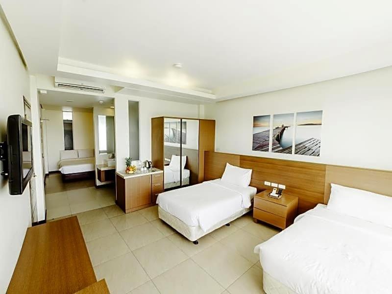 Family Suite with Garden View