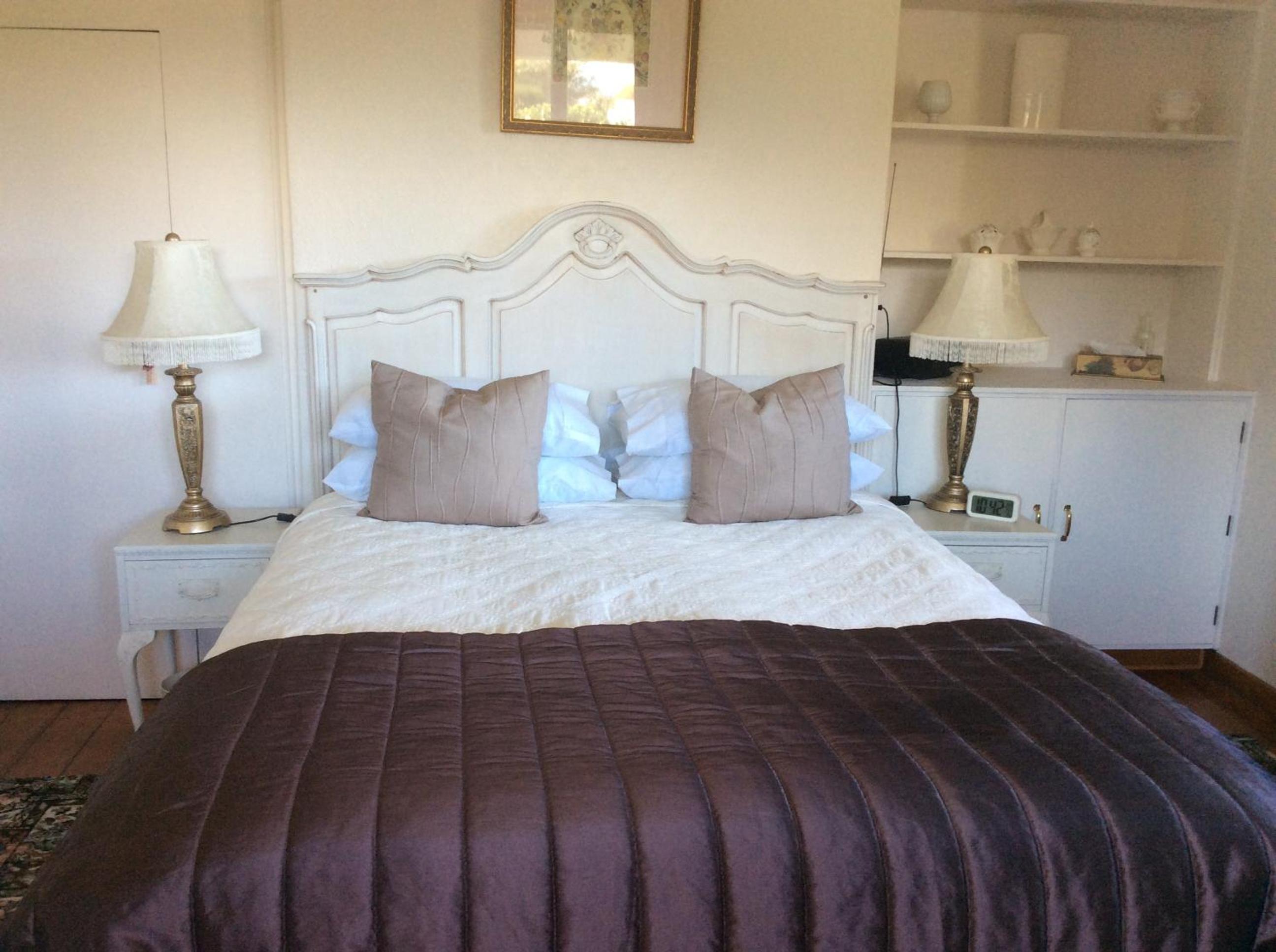 Queen Room with Garden View