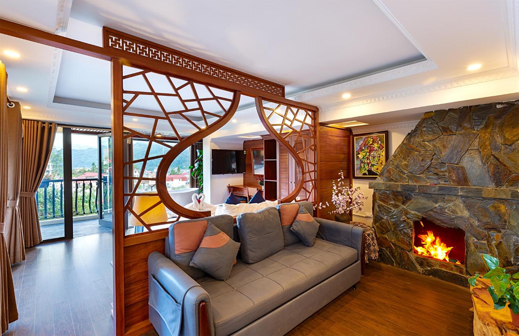 One-Bedroom Apartment - Photo 32