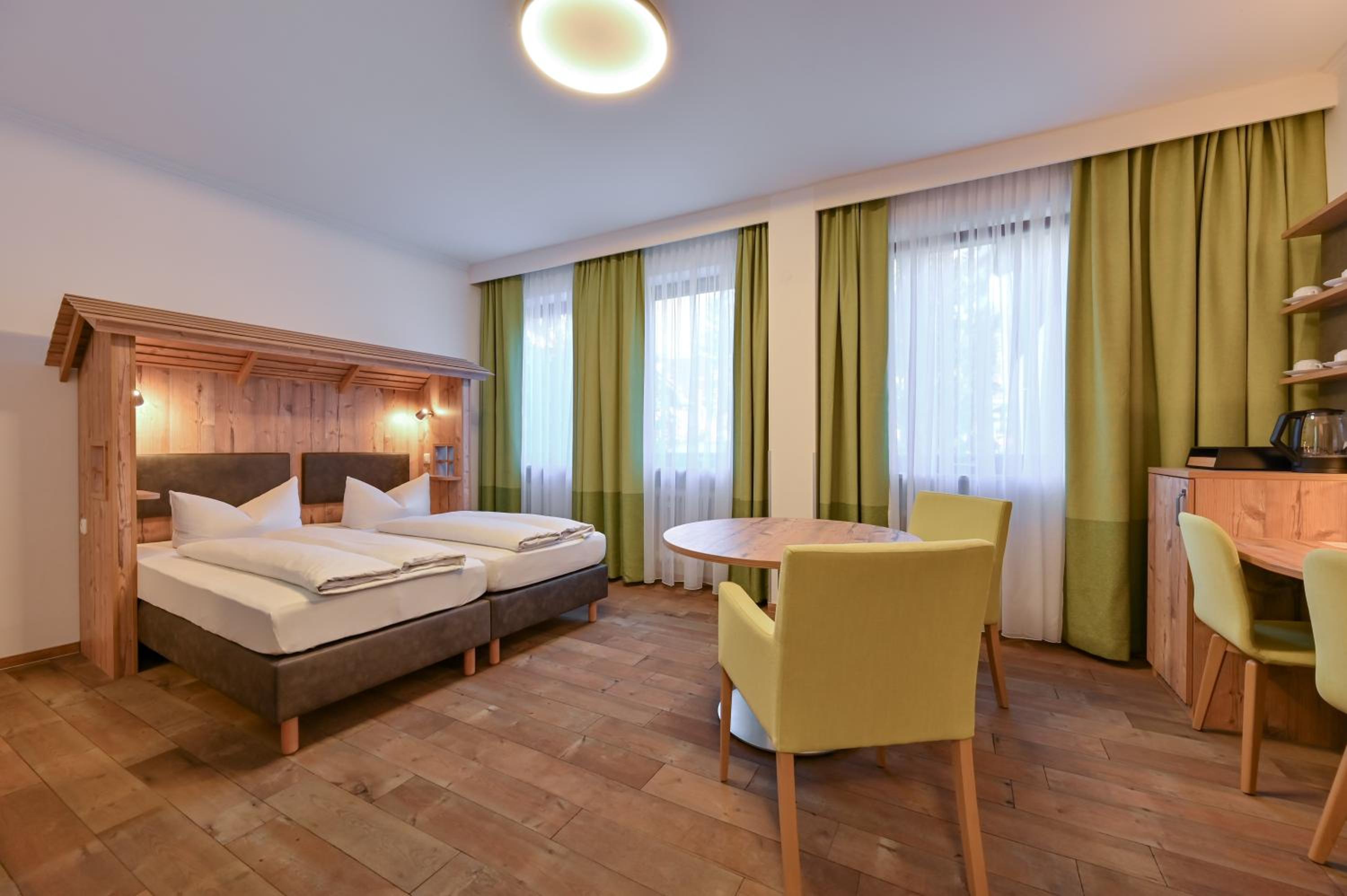 Standard Triple Room - Photo 1