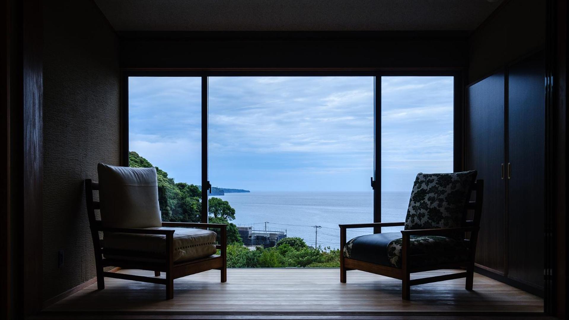 Japanese-Style Superior Room with Open-Air Bath - Photo 4