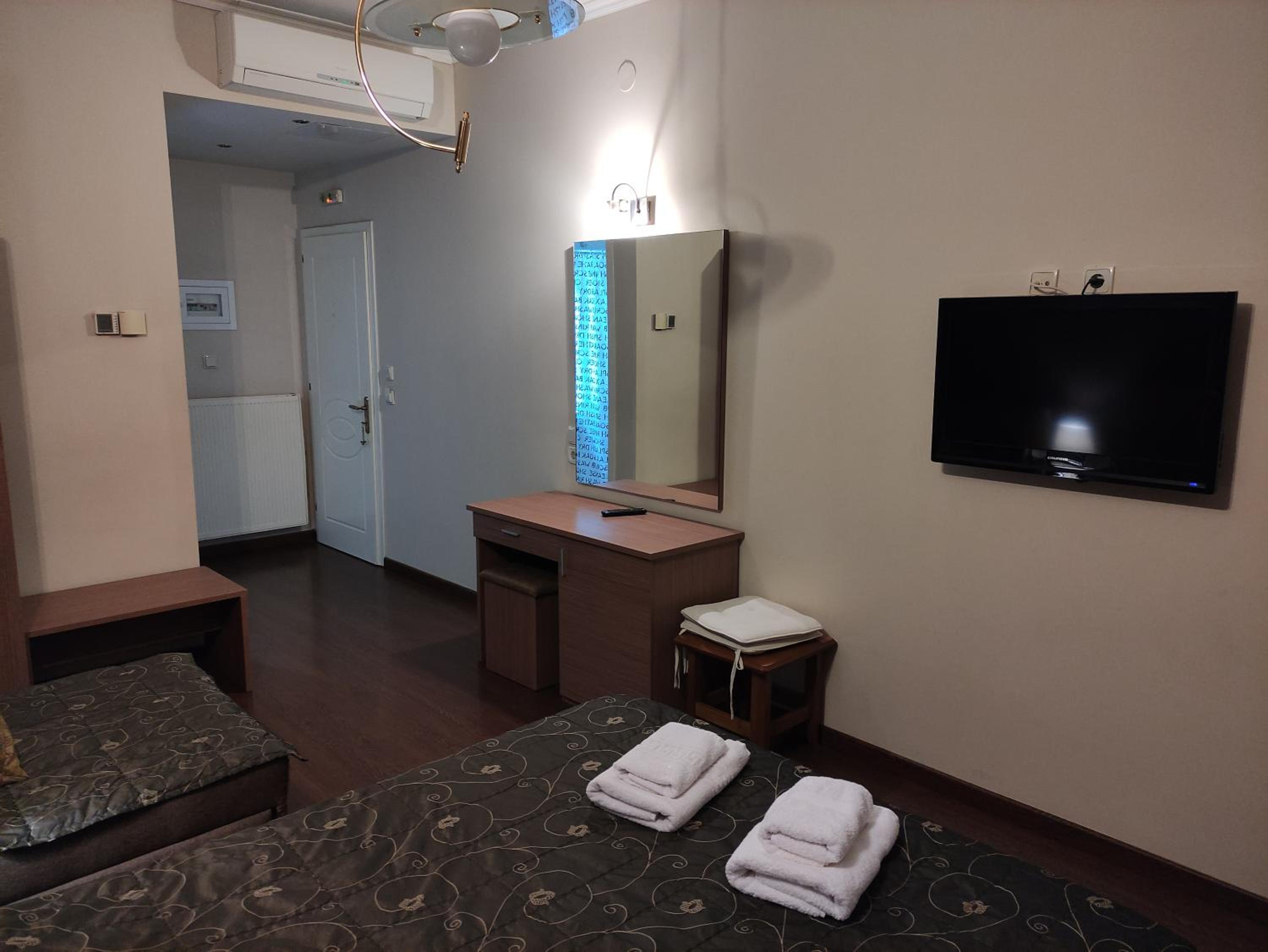 Triple Room with Terrace - Photo 5