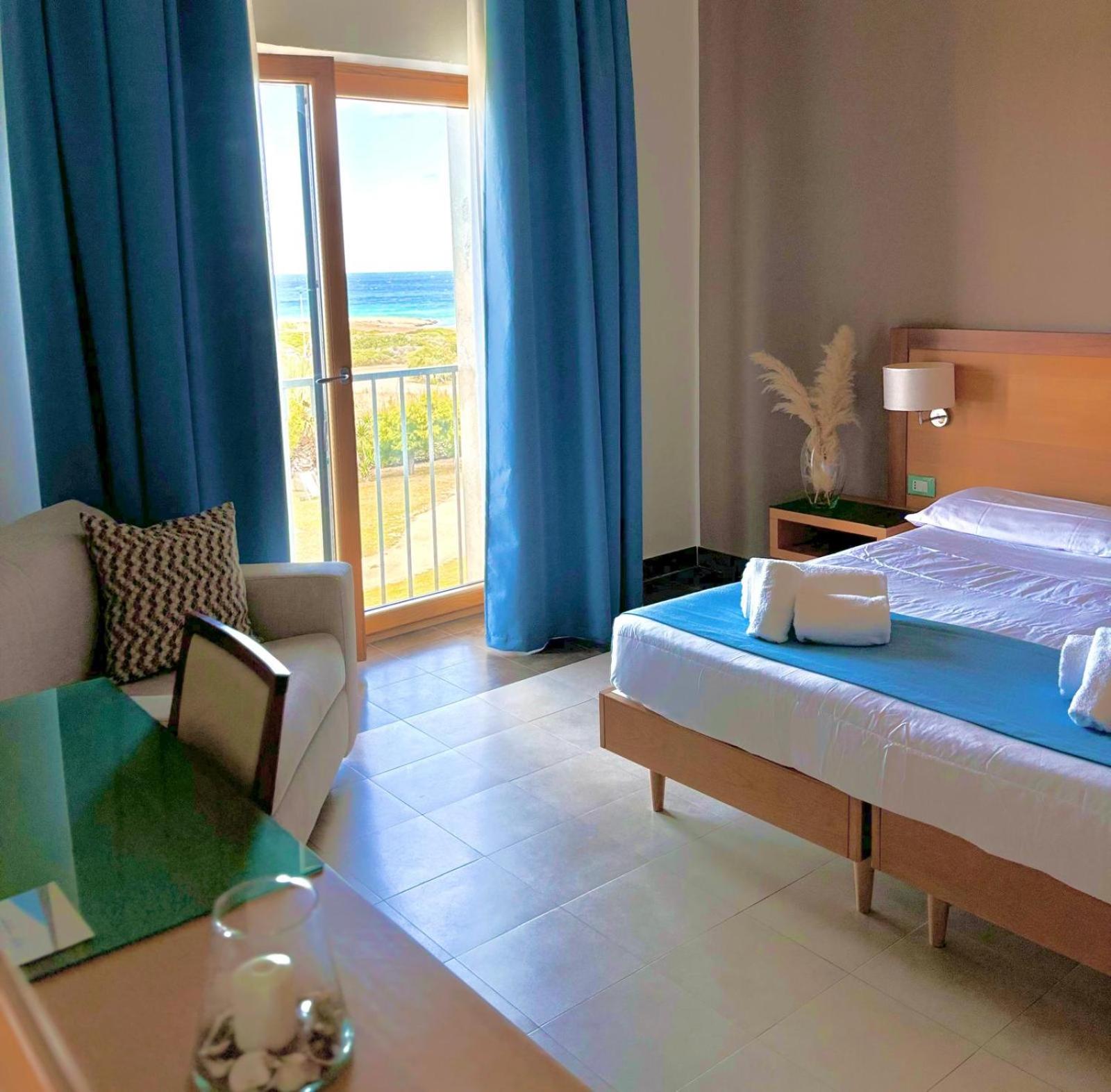 Triple Room with Sea View photo 2