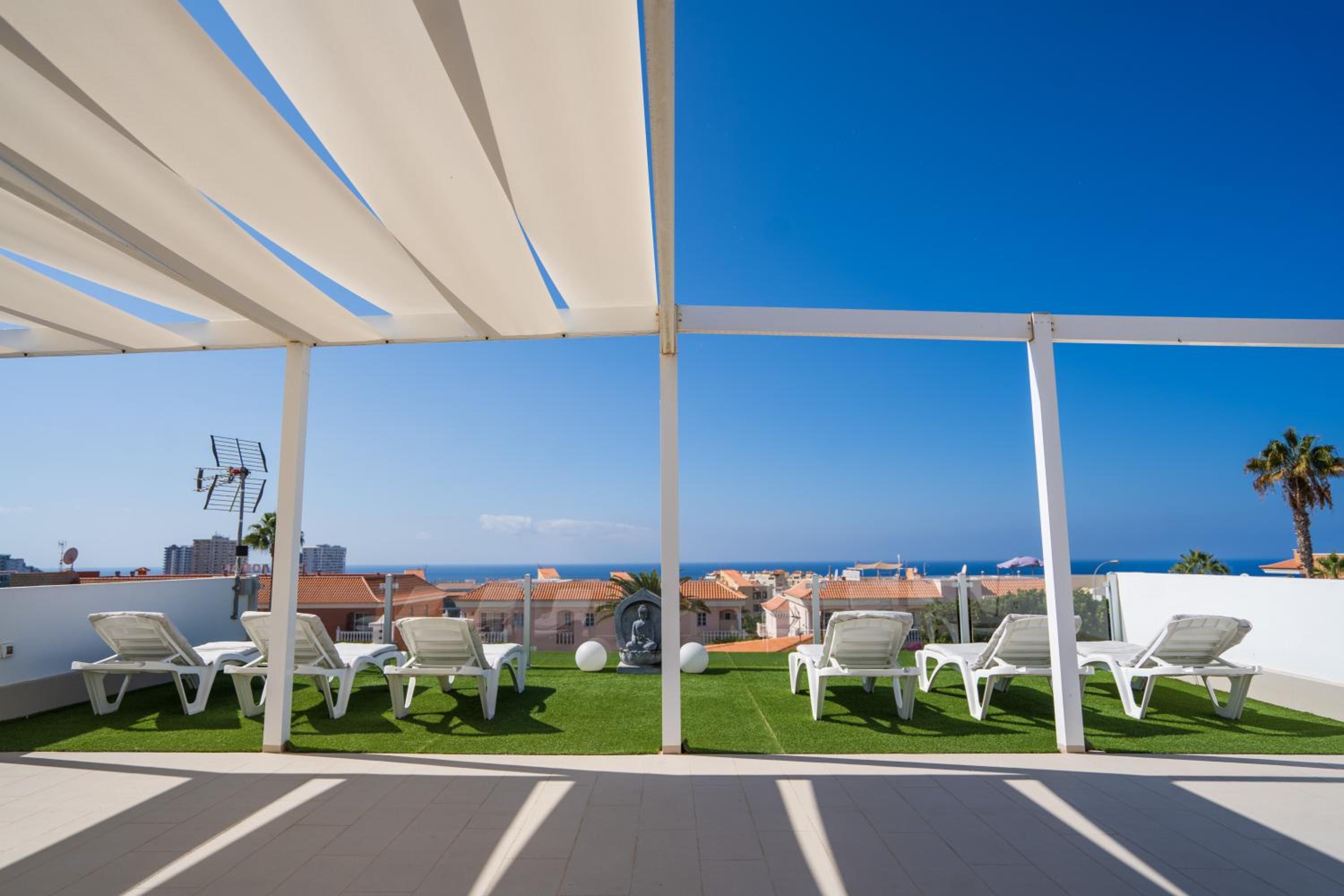 Villa with Sea View photo 2