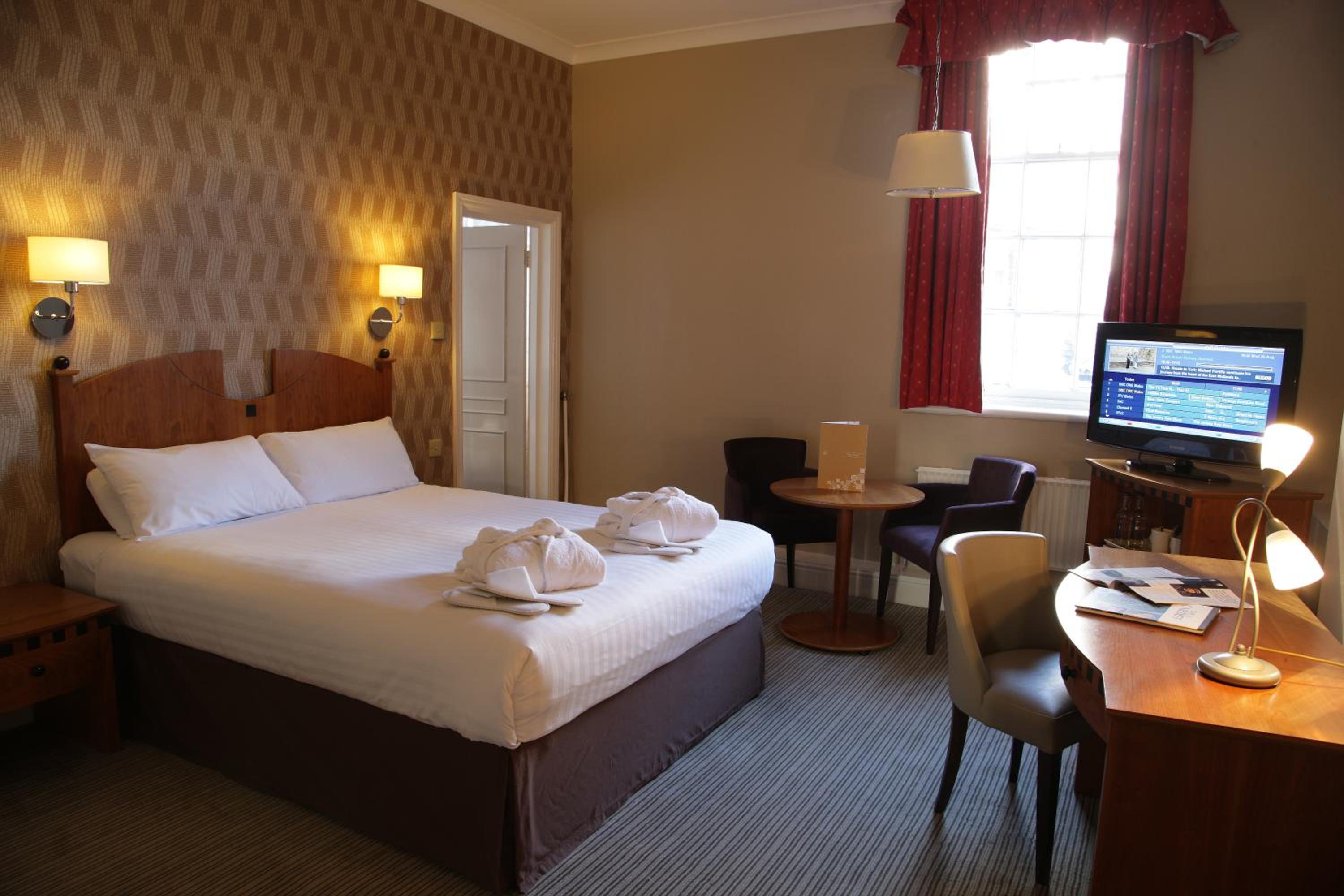 Standard Double Room - Photo 1