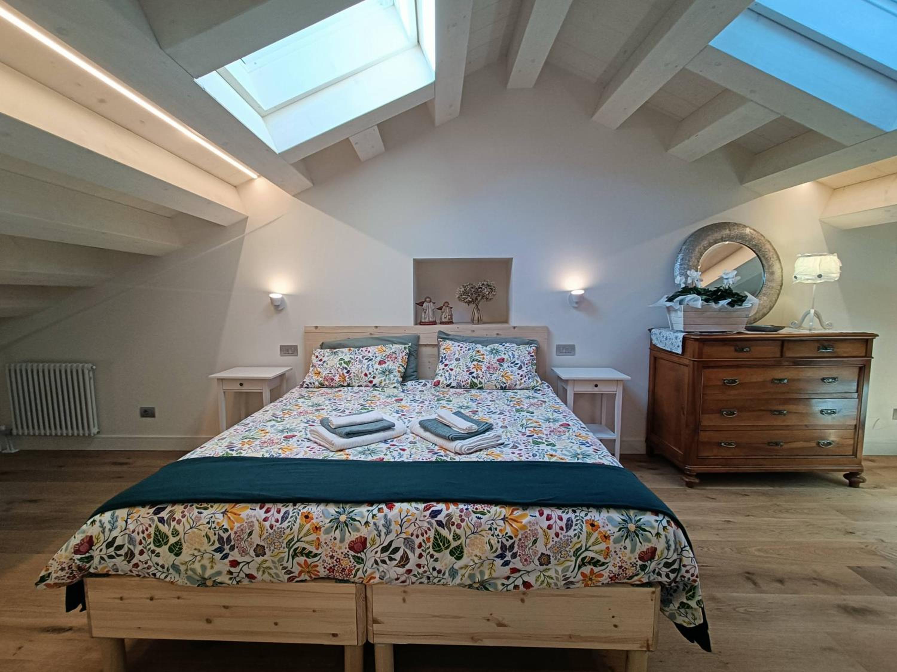 Large Double Room photo 2