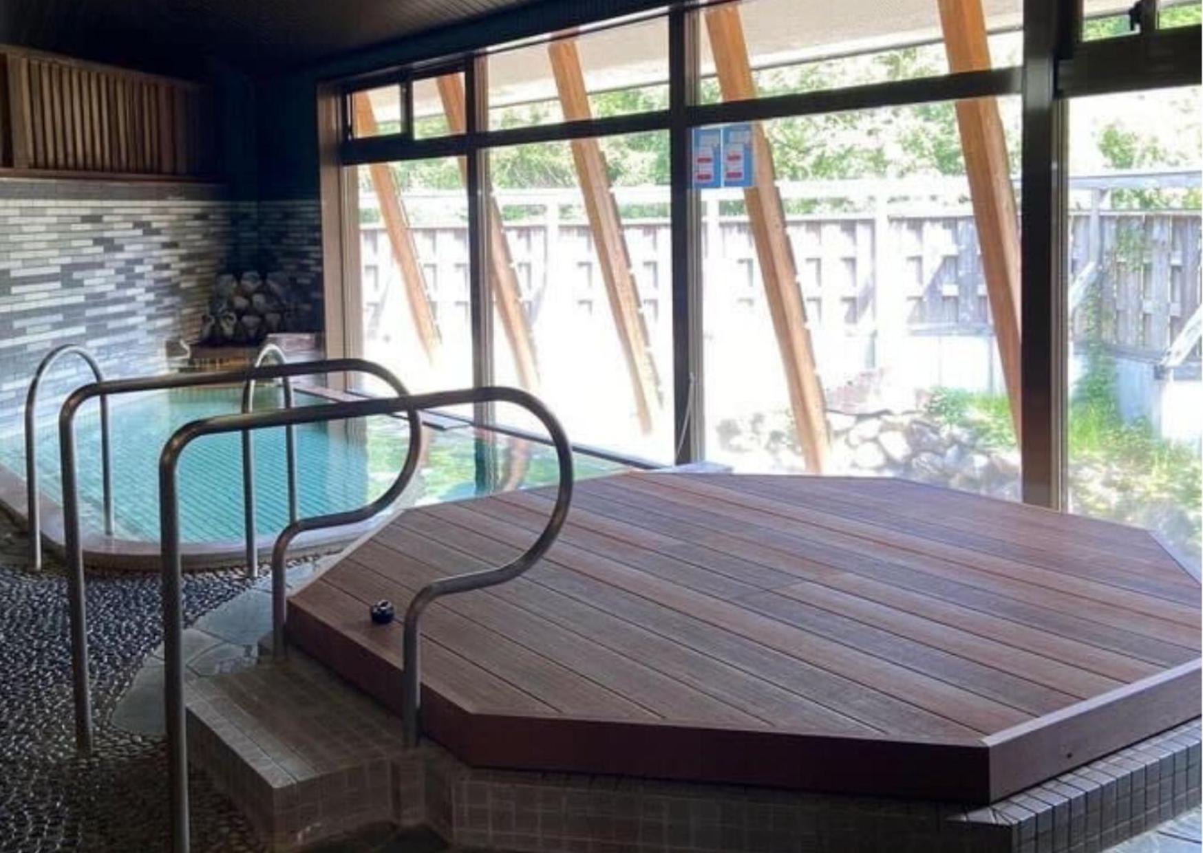 Double or Twin Room with Mountain View - Photo 3
