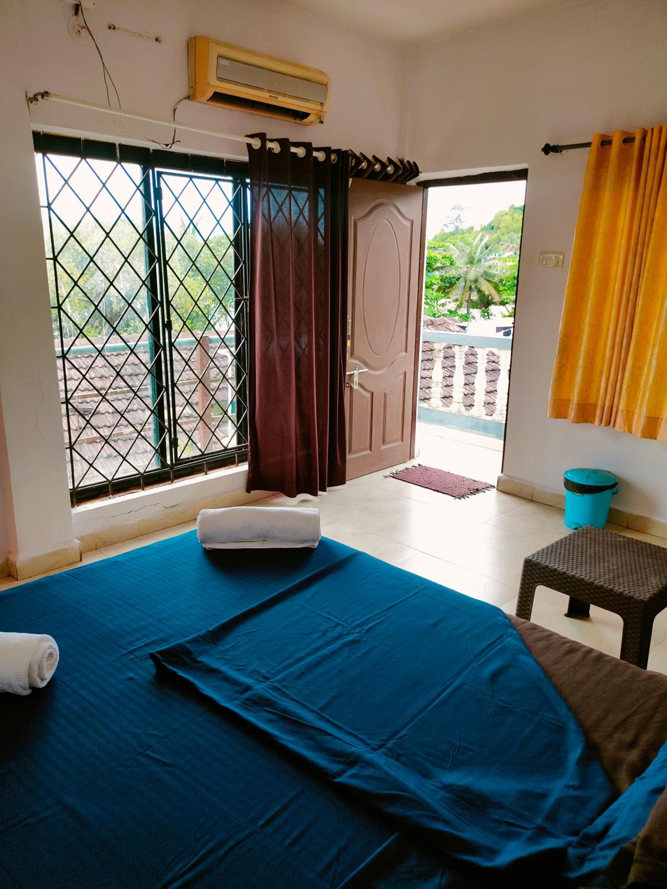 Deluxe Double Room With Balcony