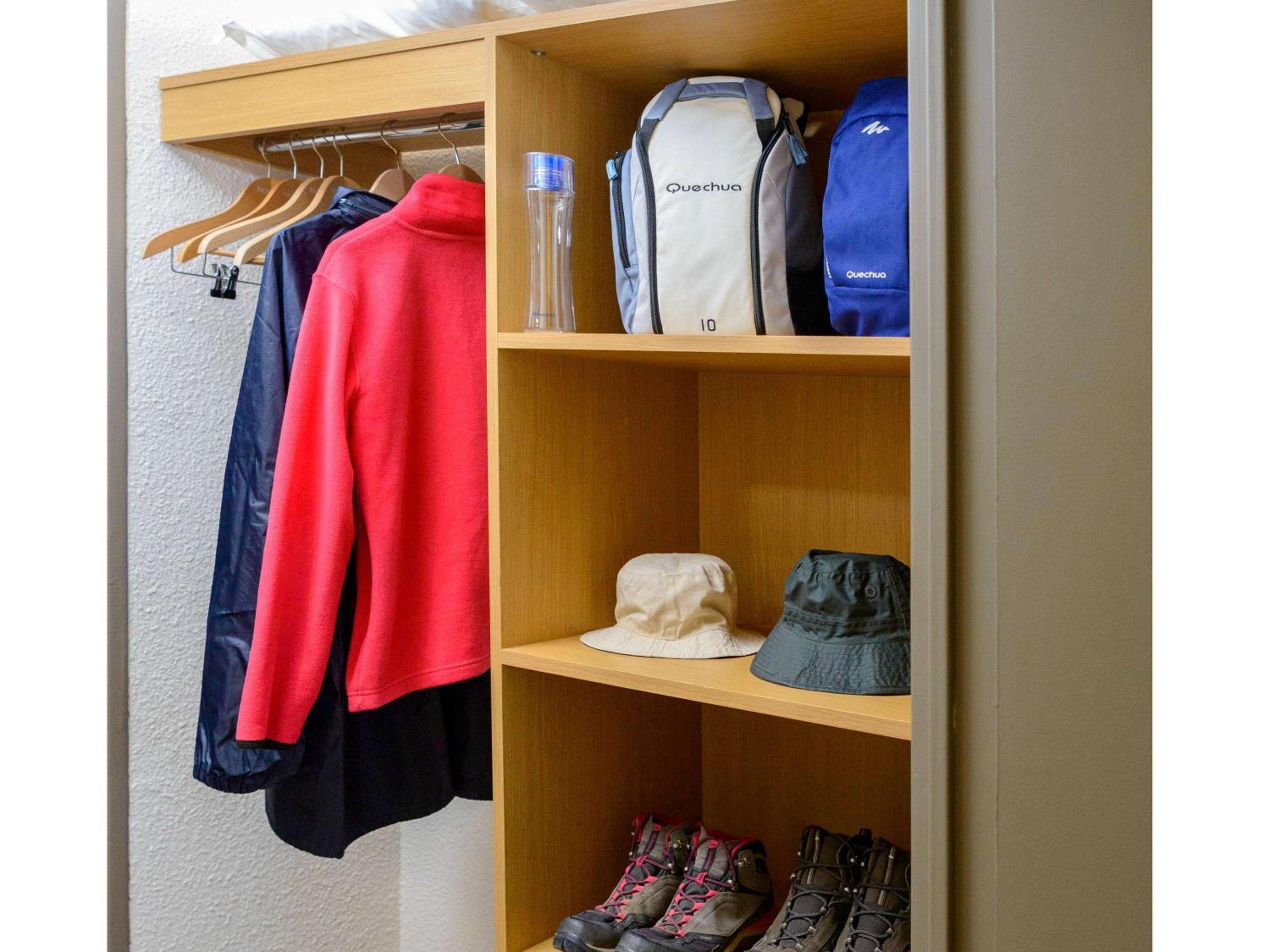 Standard Twin Room - Photo 5
