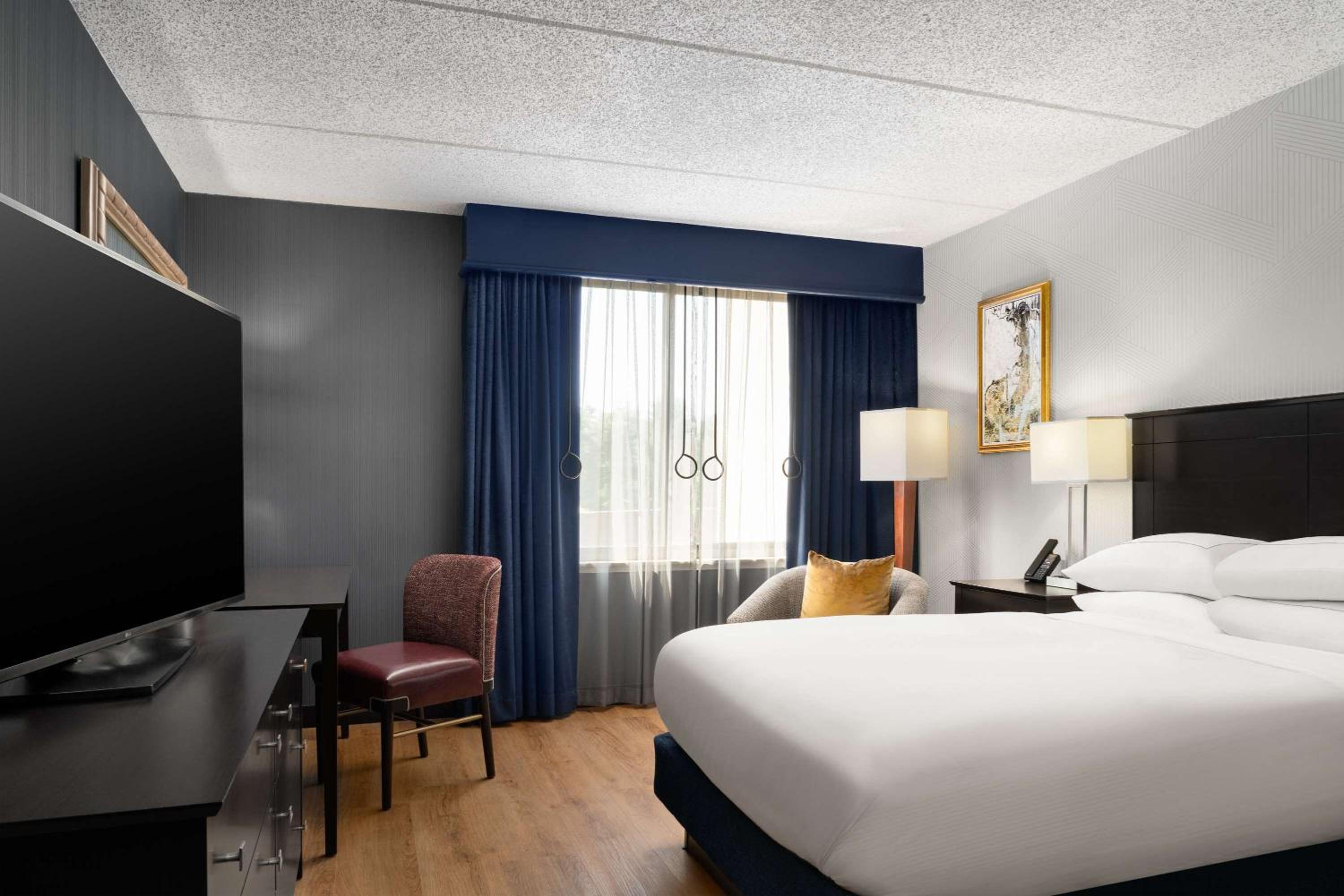 Double Room - Disability Access with Roll in Shower - Non-Smoking