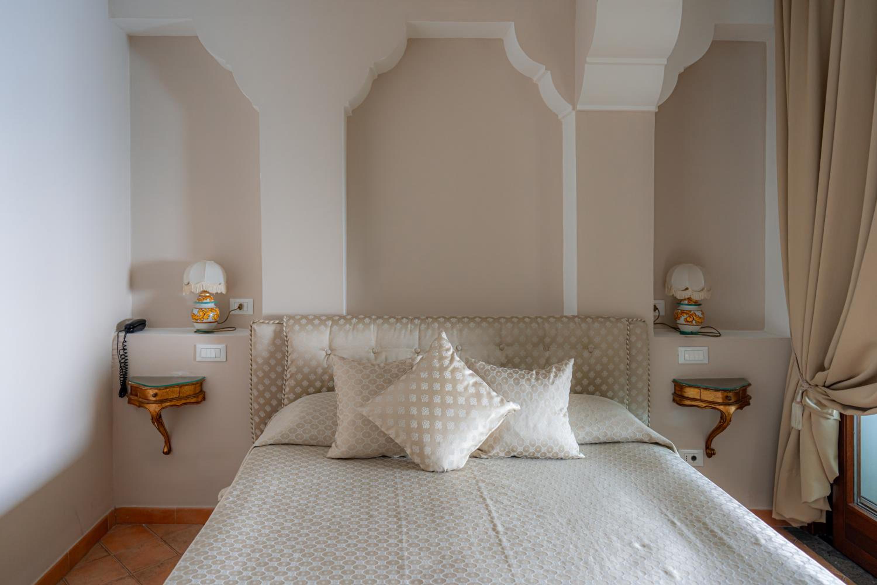 Junior Suite with Sea View - Photo 4
