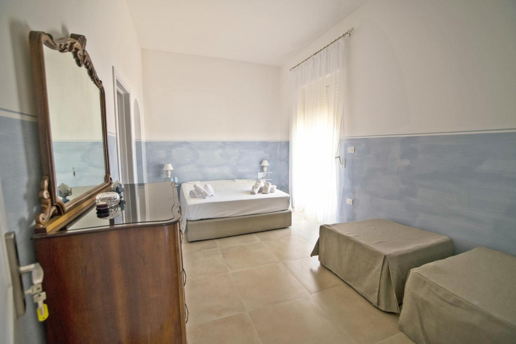 Large Double Room