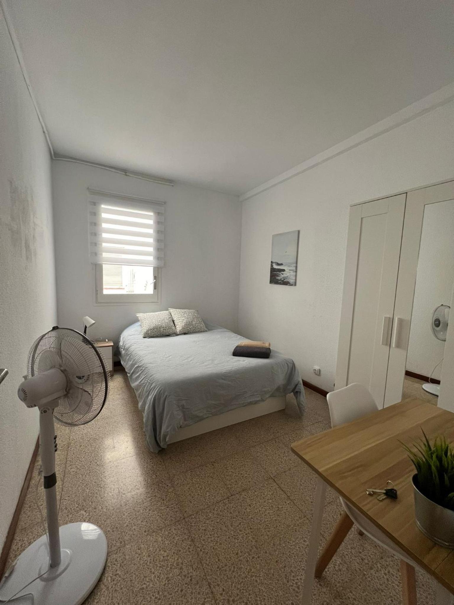 Habitación doble con baño compartido