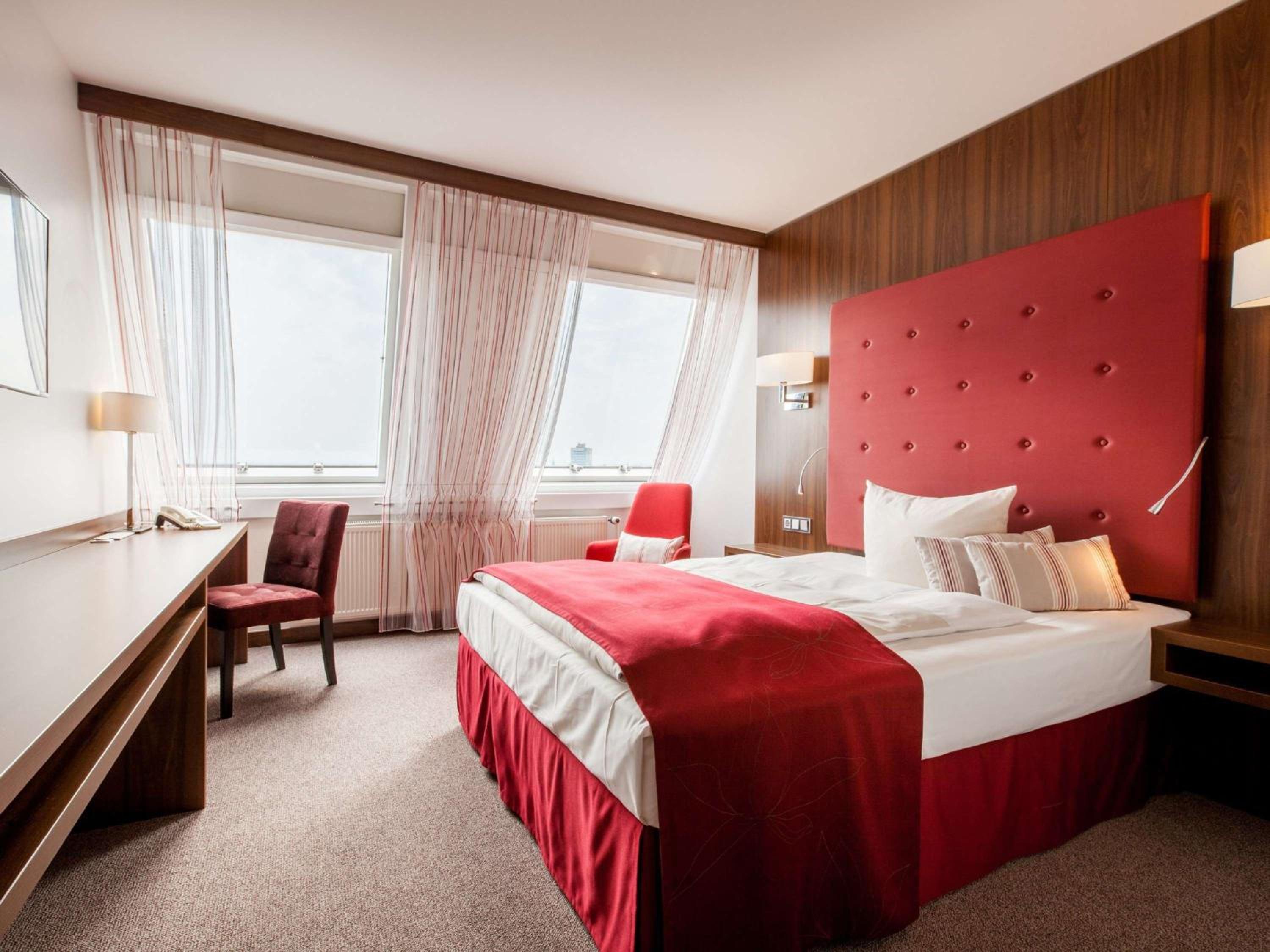 Standard Double Room - Photo 5