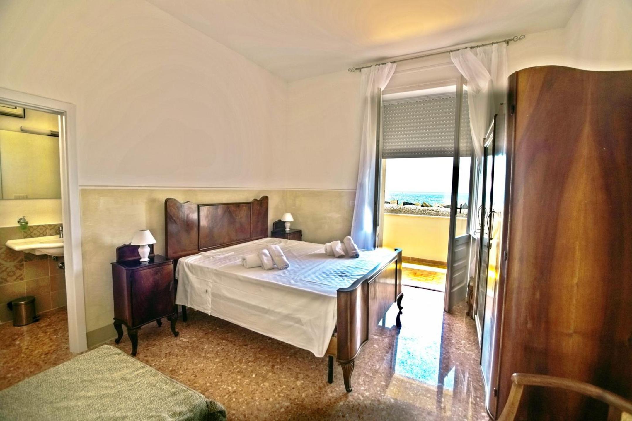 Superior Twin Room with Sea View