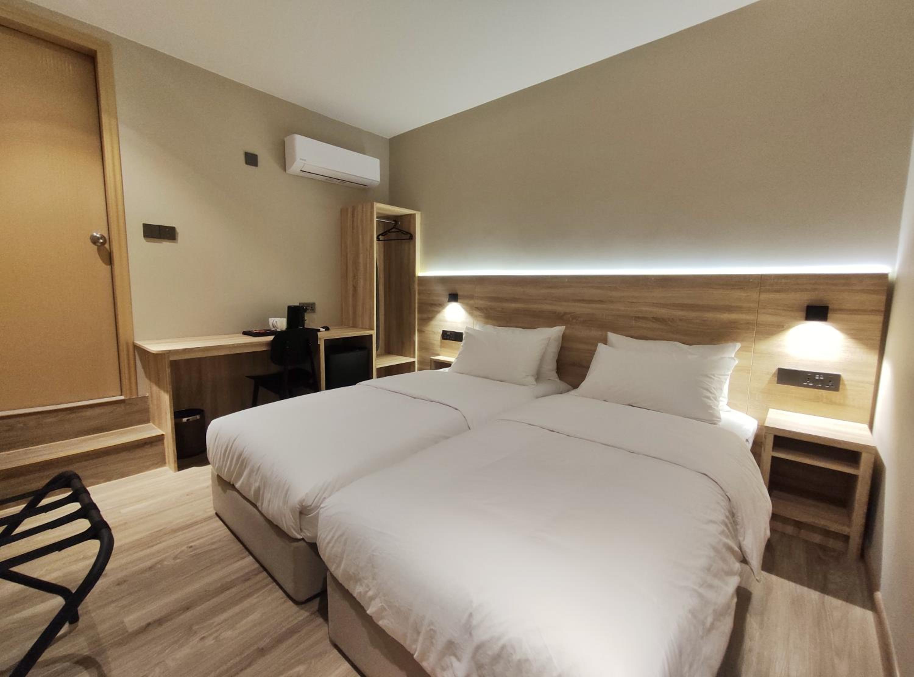 Twin Room photo 1
