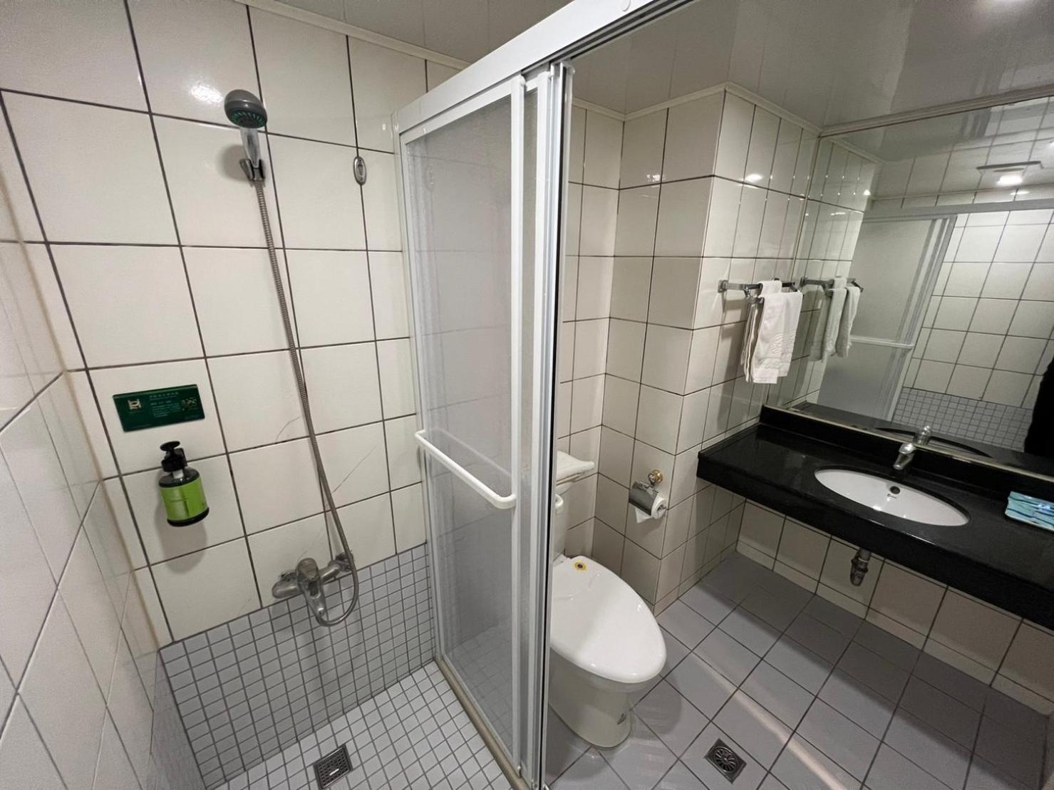 Standard Triple Room - Photo 10