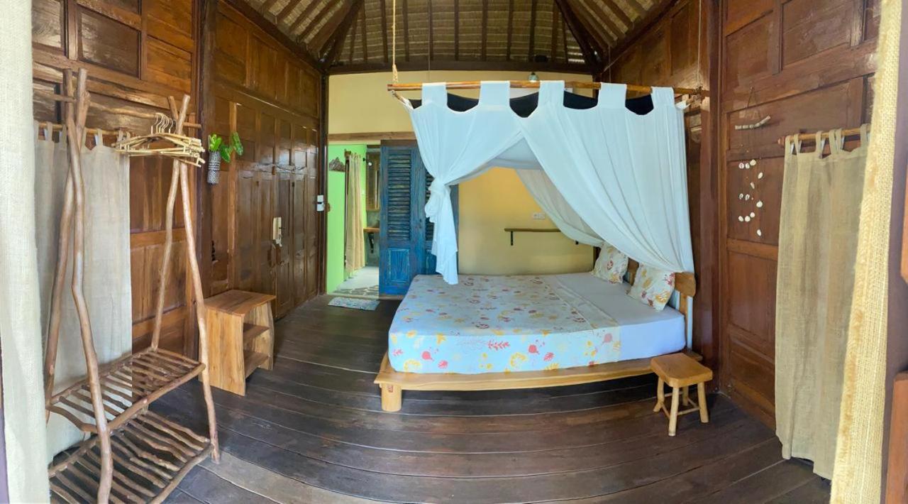 Bungalow With Sea View
