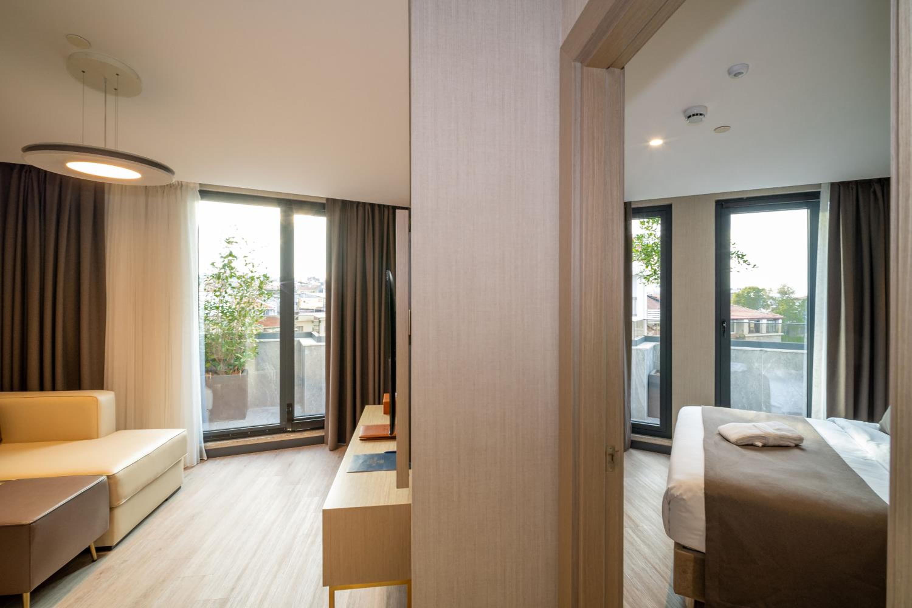 Studio with Terrace photo 3