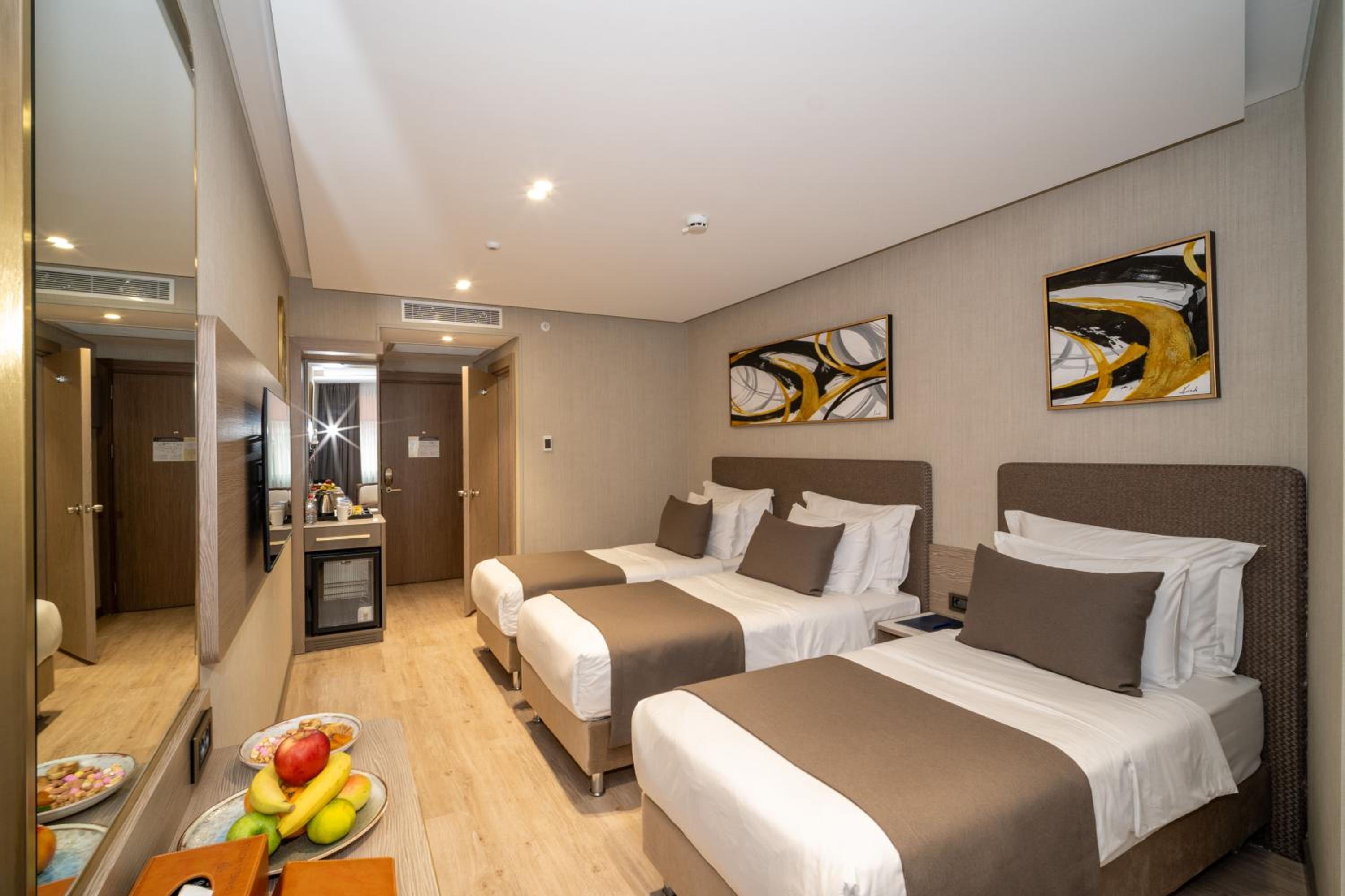 Triple Room photo 3