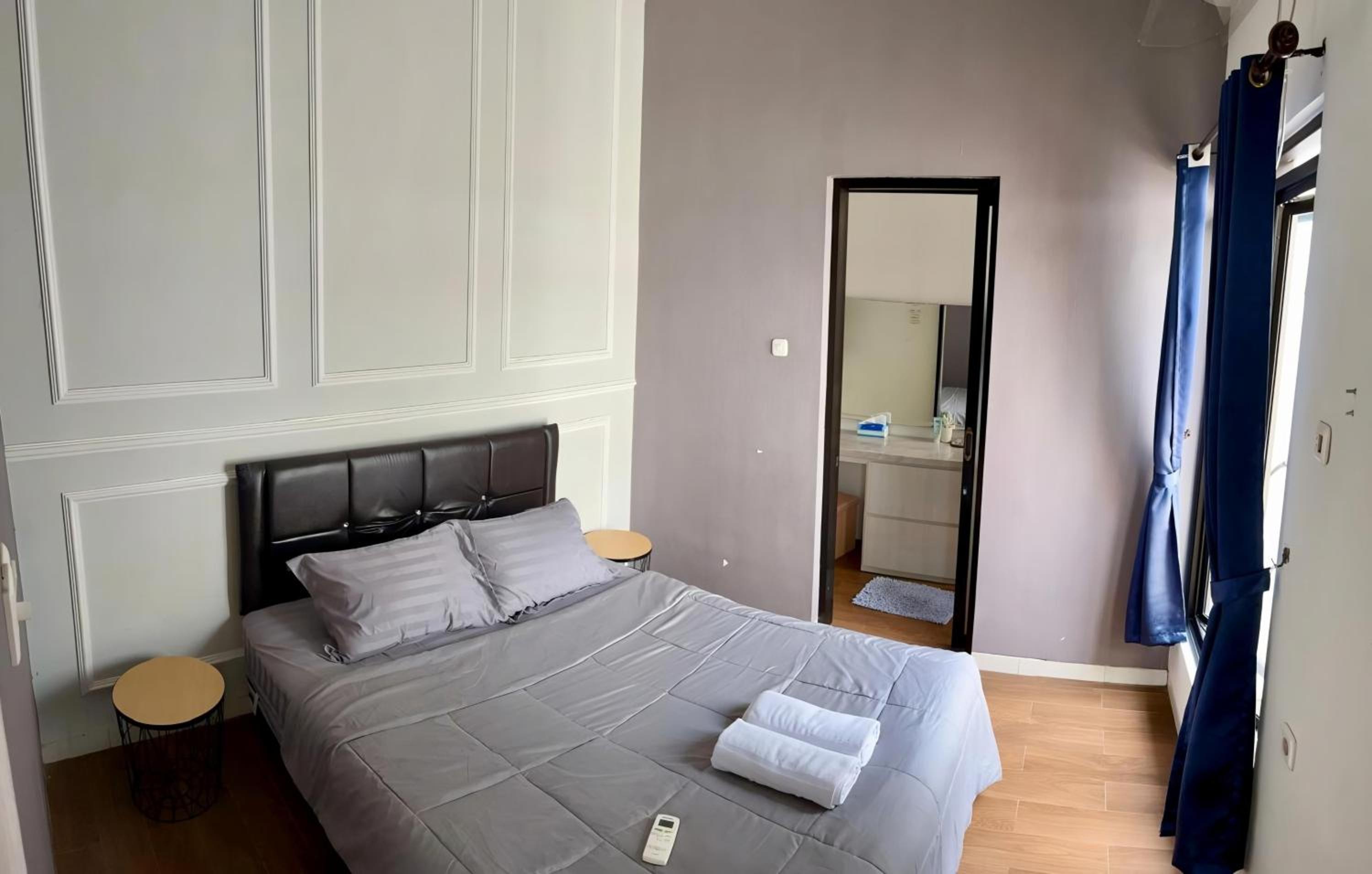 Two-Bedroom House photo 3