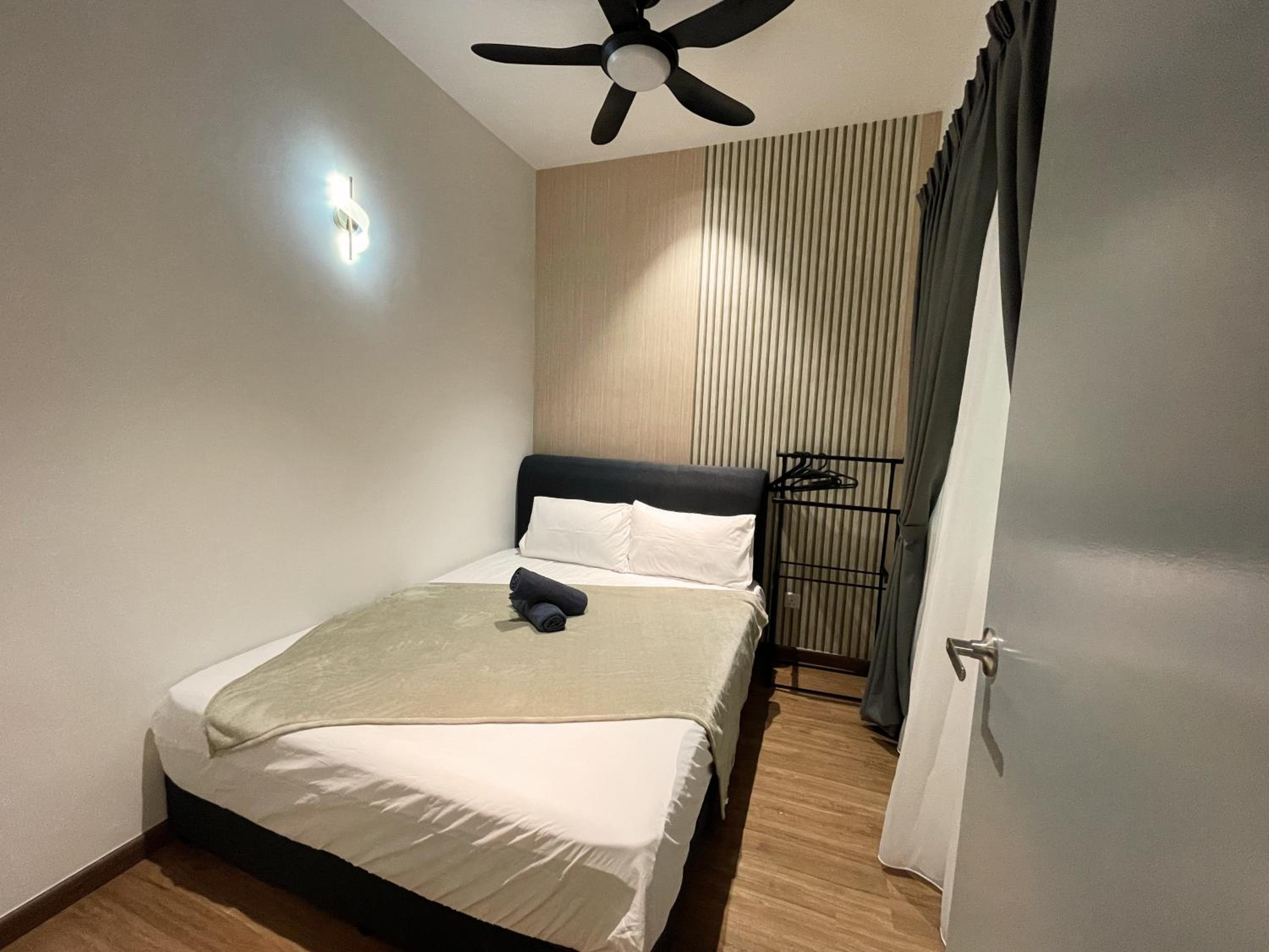 Two-Bedroom Apartment - Photo 21