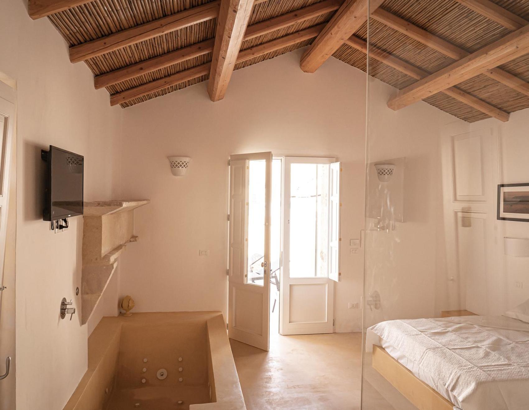 Large Double Room