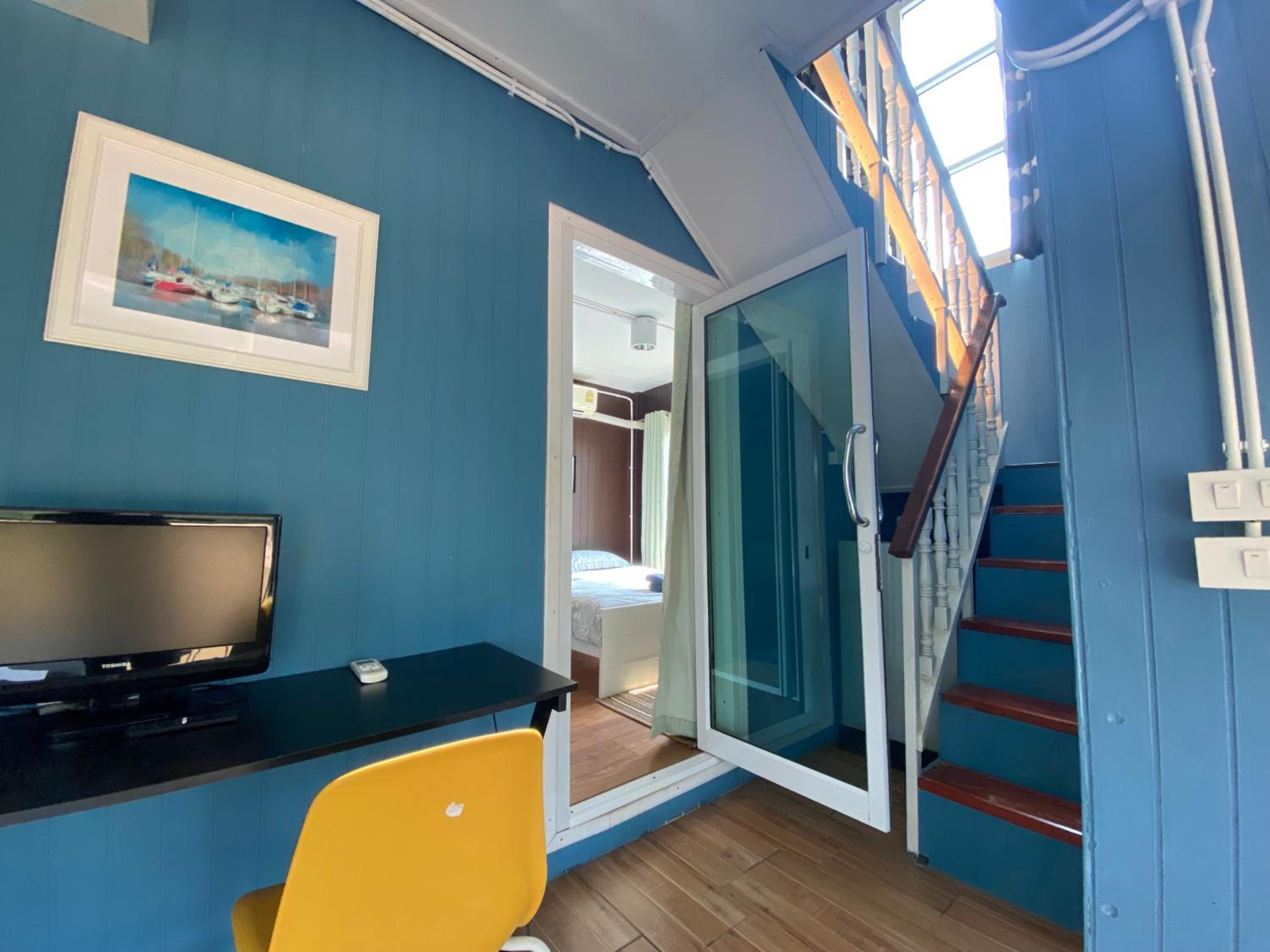 Superior Bungalow - Photo 15