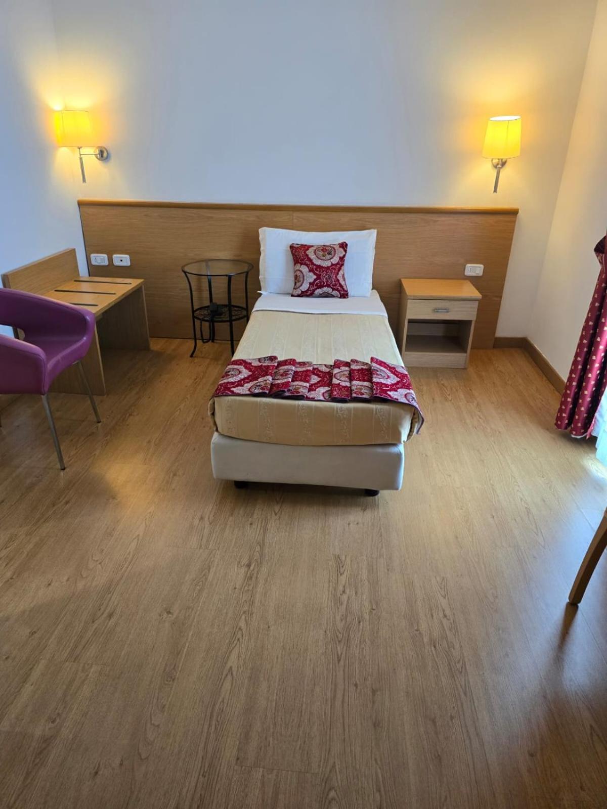 Deluxe Single Room With Balcony