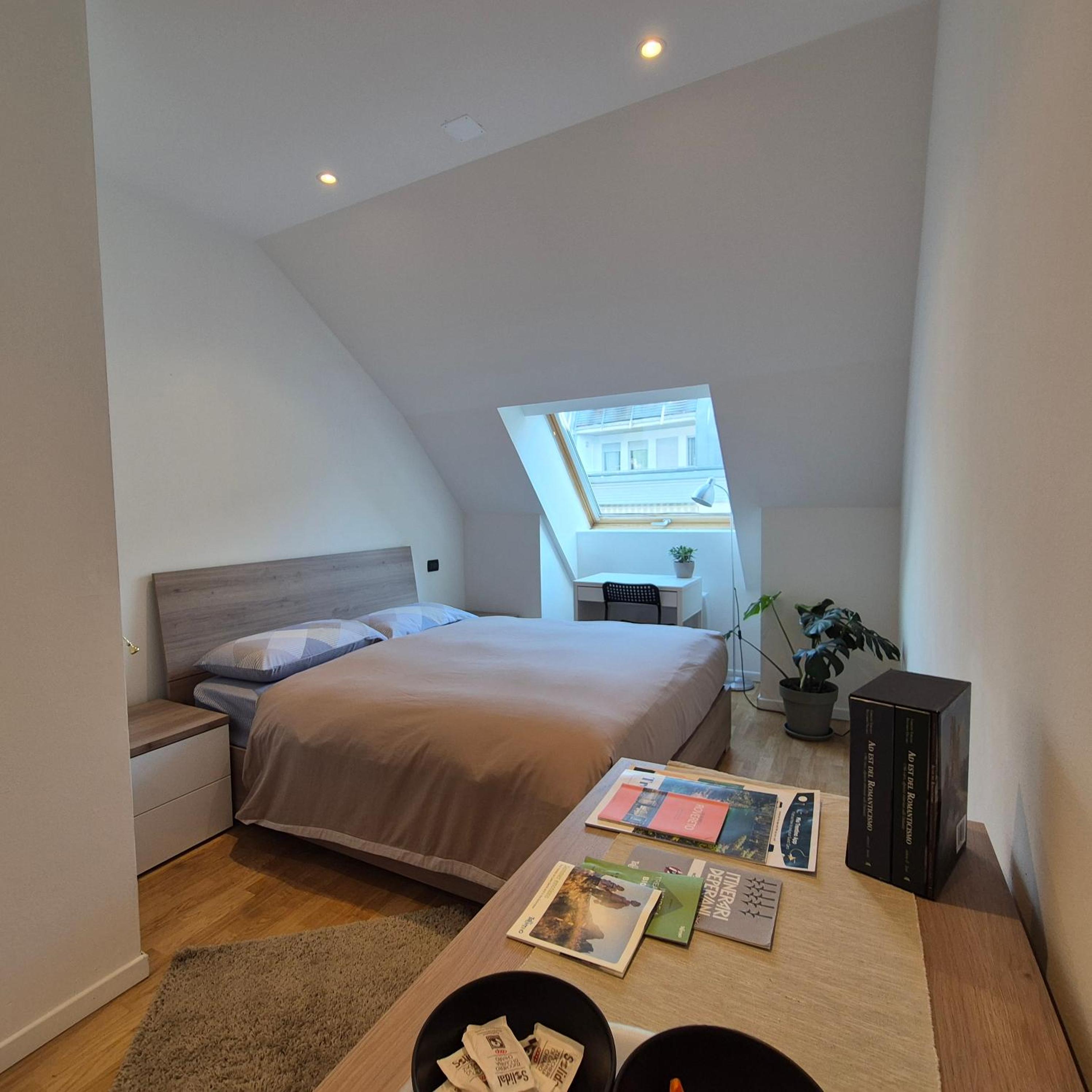 Double Room with Private Bathroom photo 2