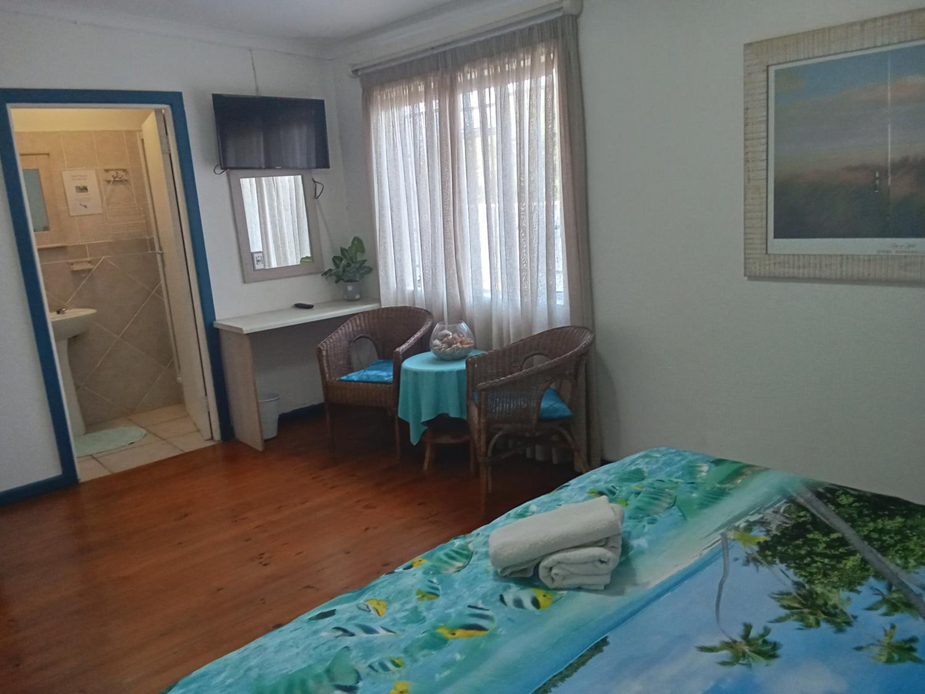 Standard King Room photo 1