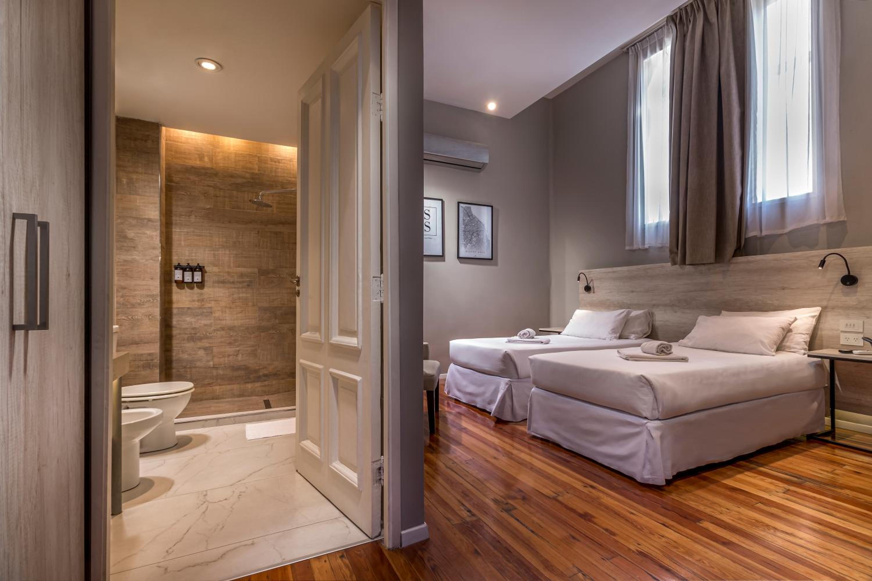 Standard Double or Twin Room photo 3