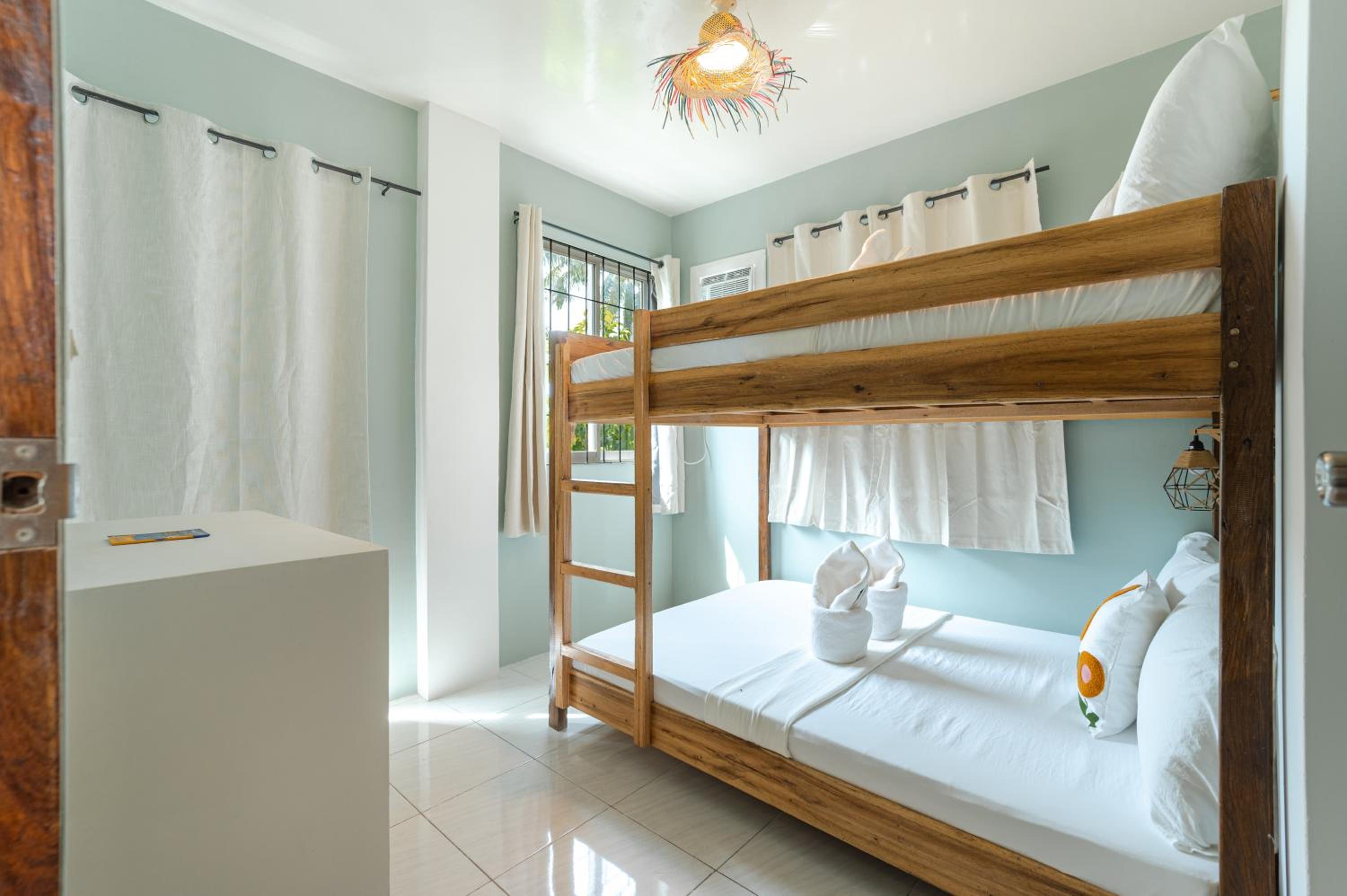 Double or Twin Room with Shared Bathroom photo 1