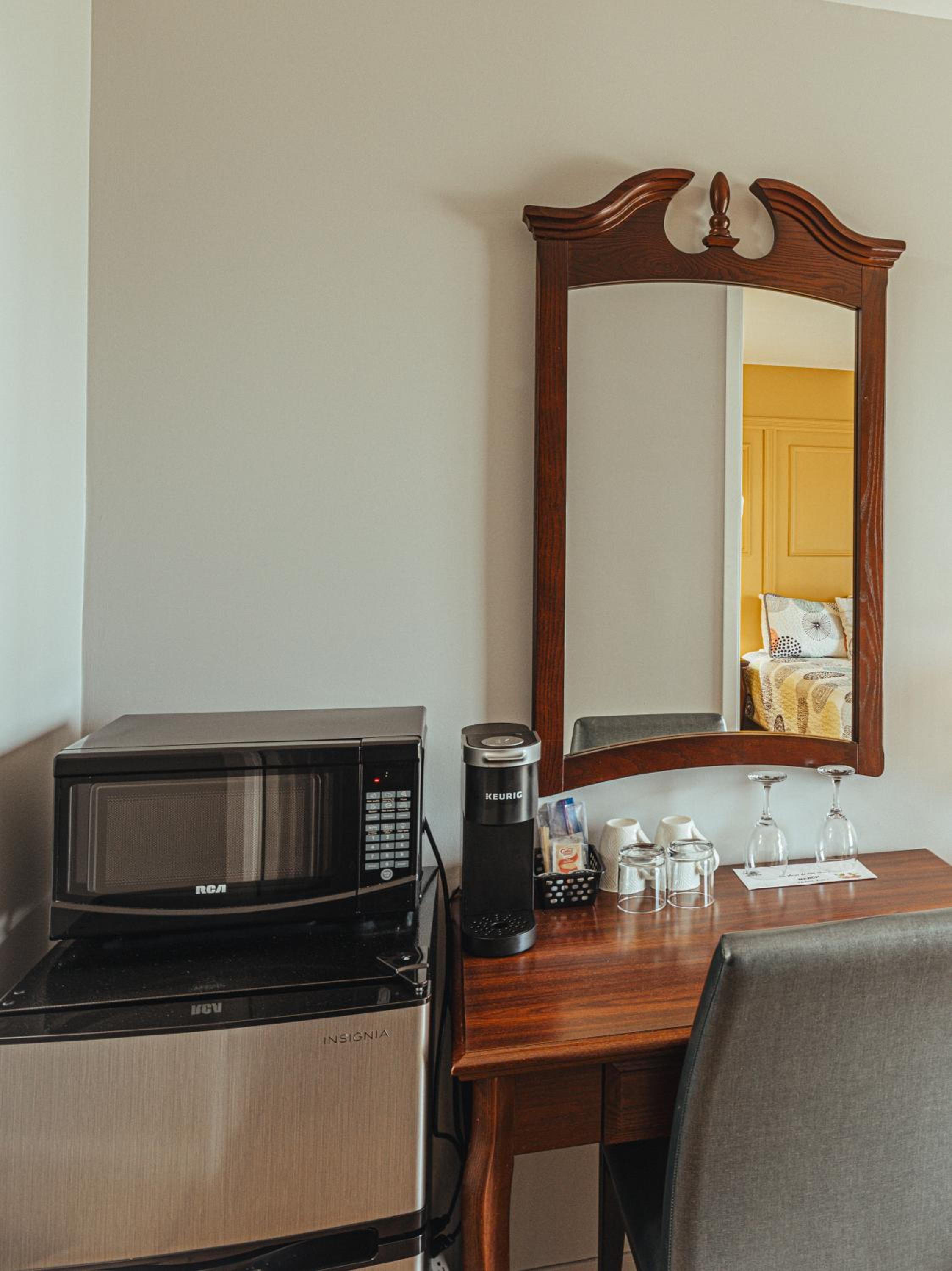 Queen Room