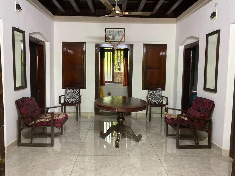 Three-Bedroom Villa photo 1