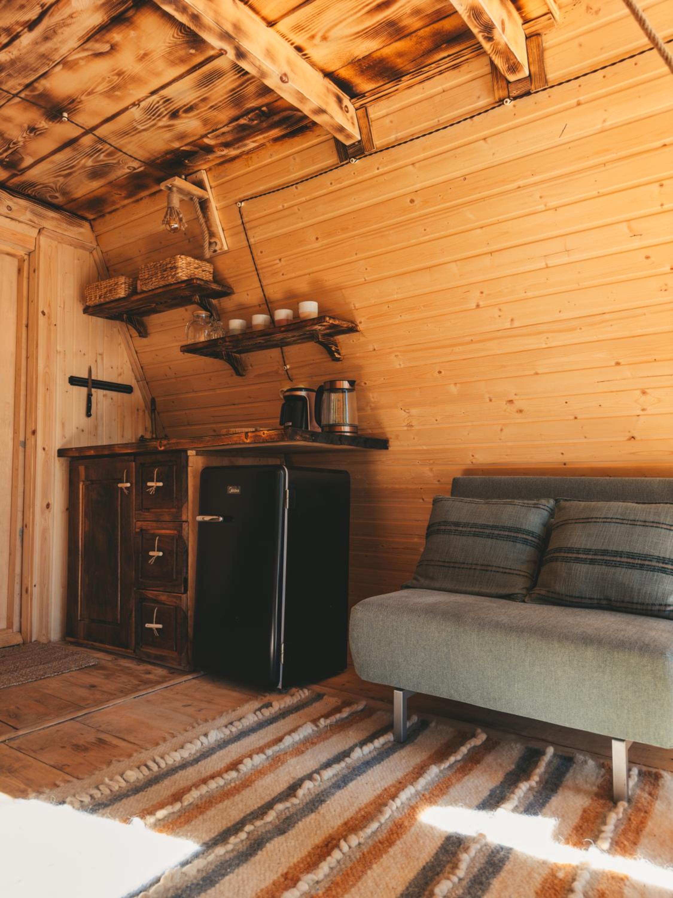 One-Bedroom House photo 2
