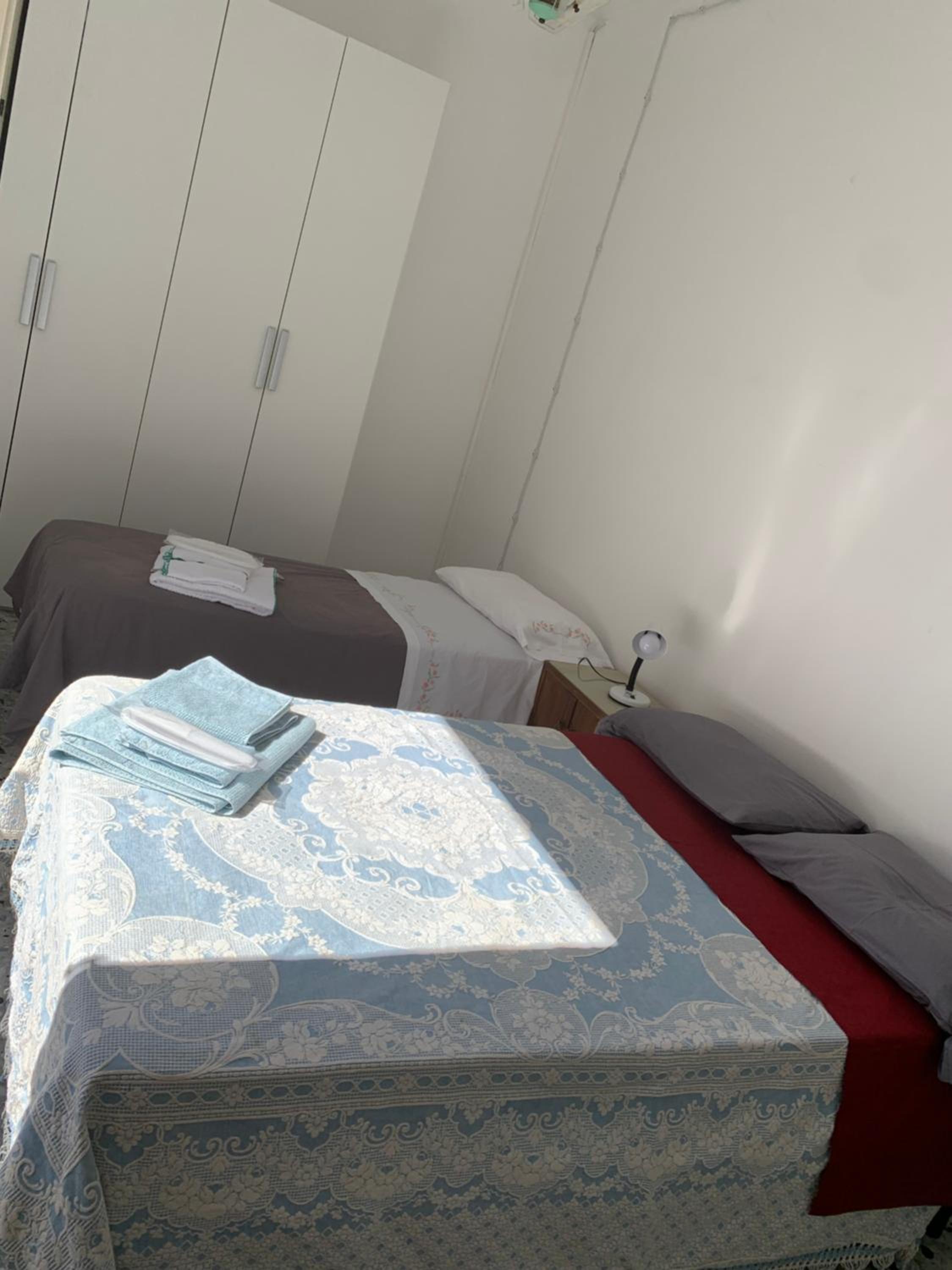 Deluxe Room (2 Adults + 1 Child) - Photo 8