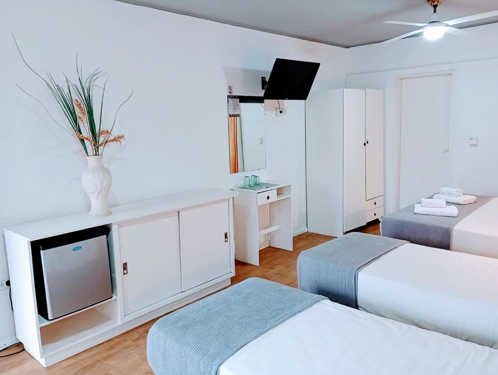 Triple Room with Bath photo 2