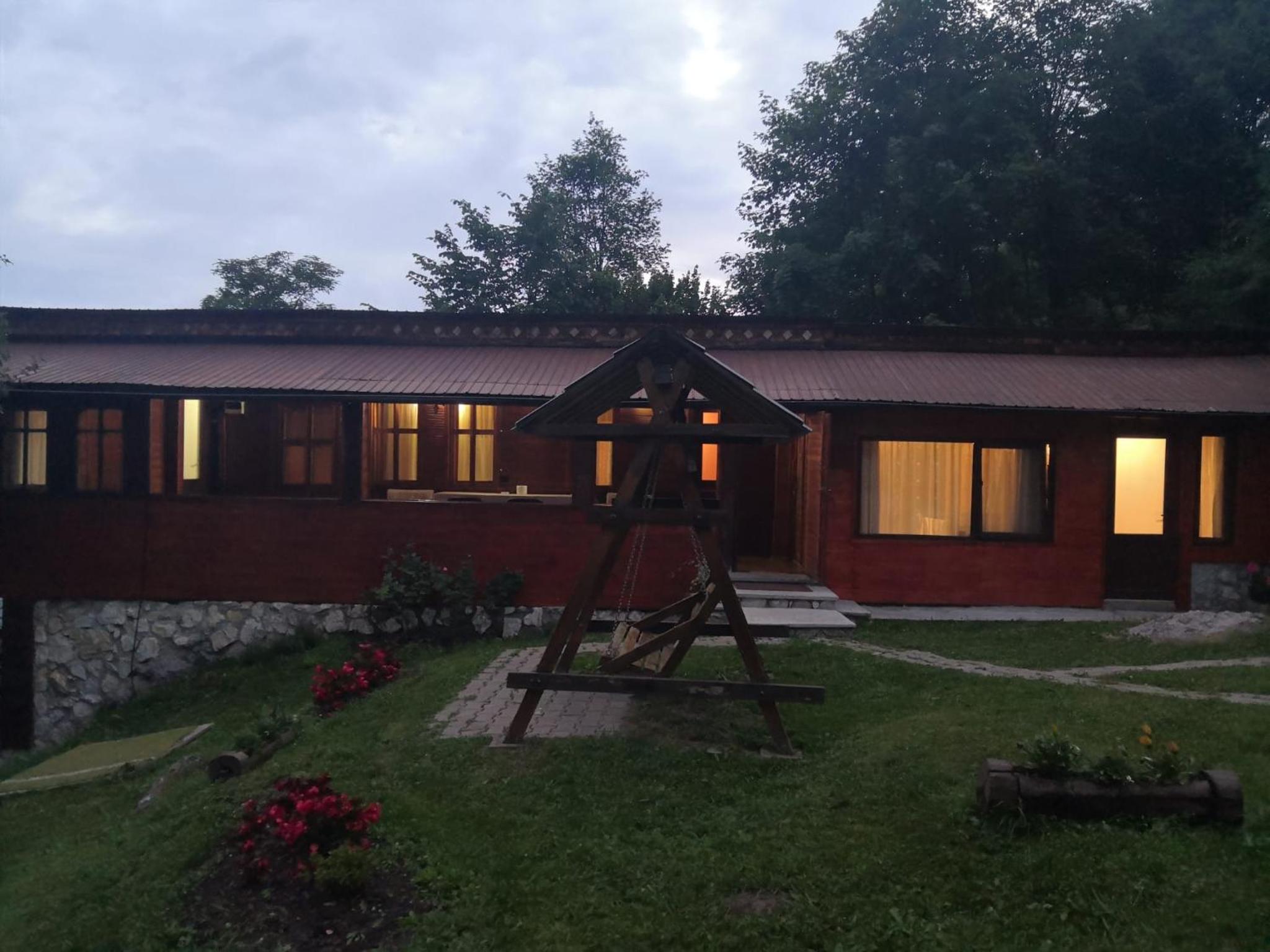 Three-Bedroom Chalet - Photo 3