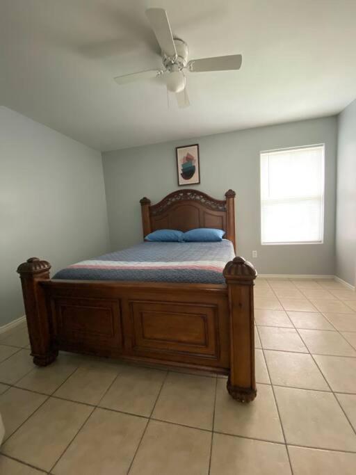 Three-Bedroom Apartment photo 1