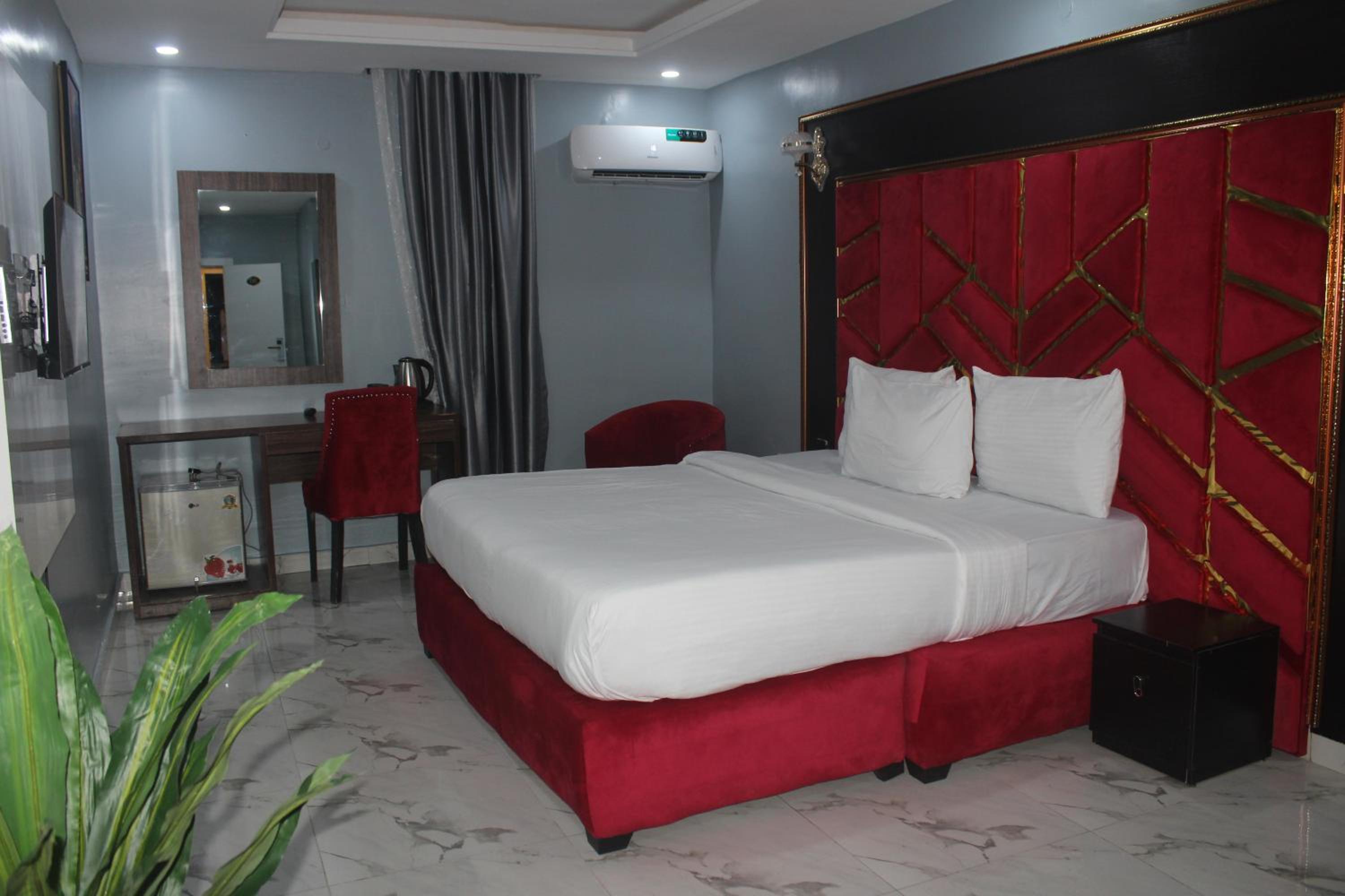 Deluxe Single Room - Photo 1