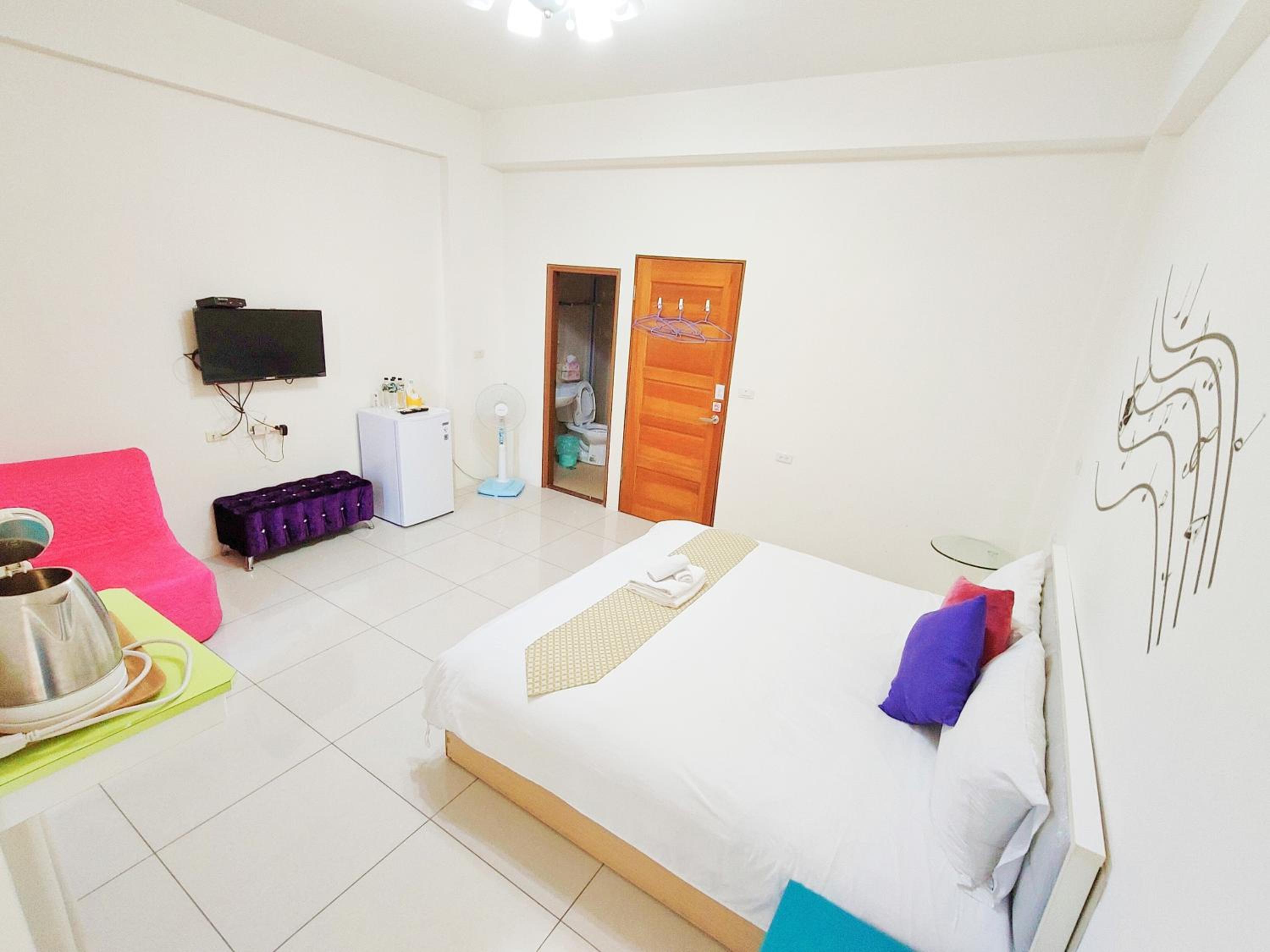 Large Single Room photo 2