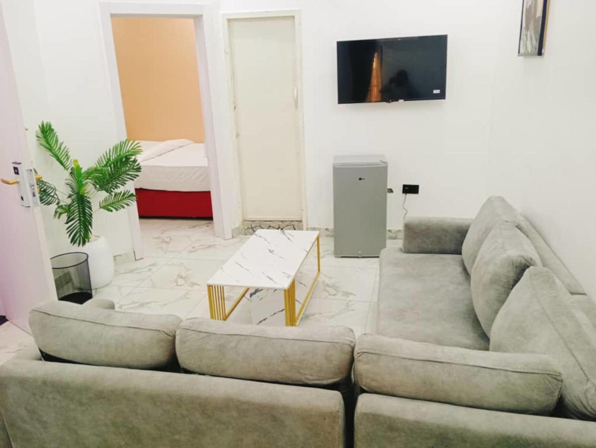 Classic One-Bedroom Apartment With King Bed